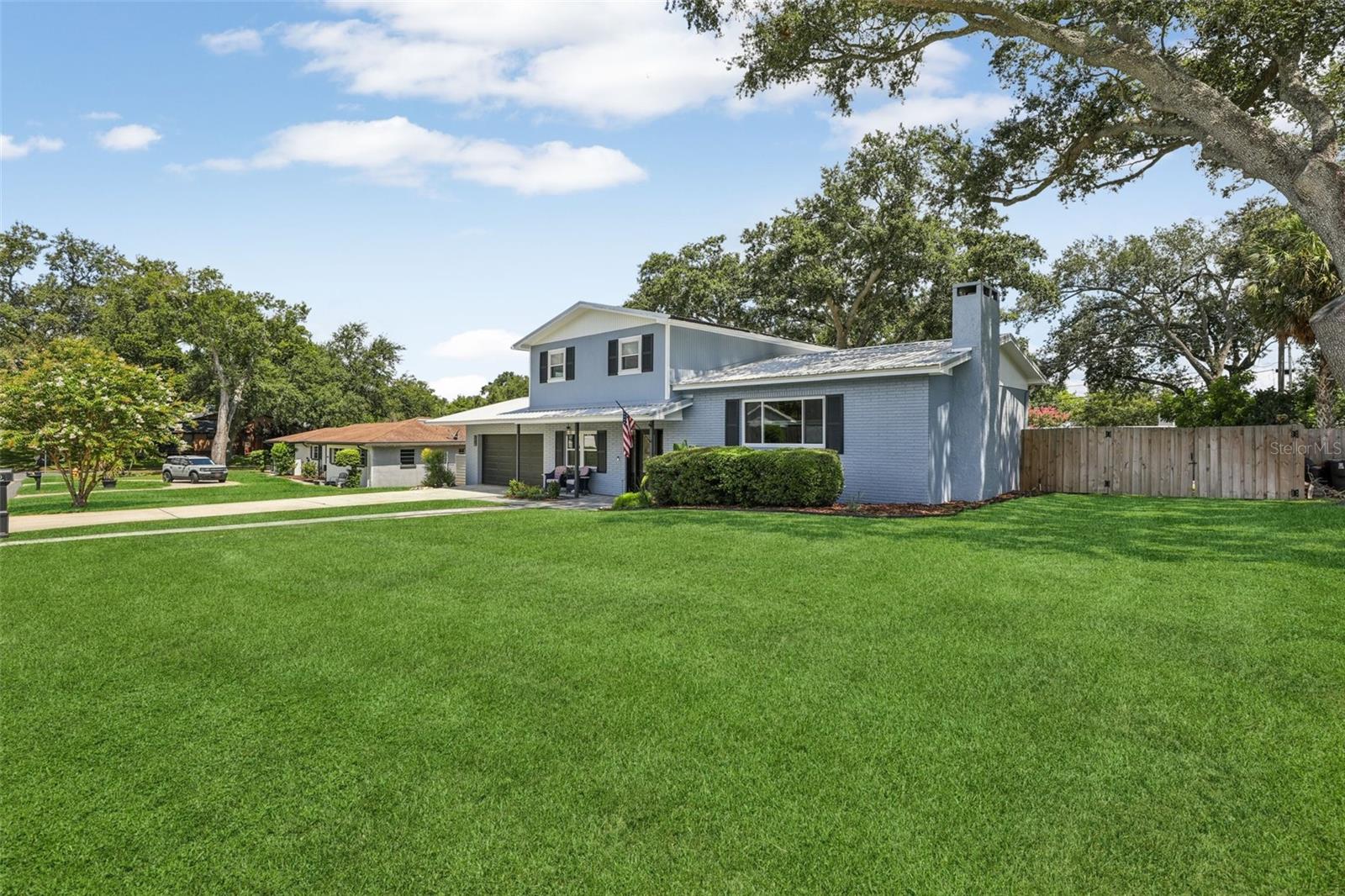 1210 HEIDI LANE S