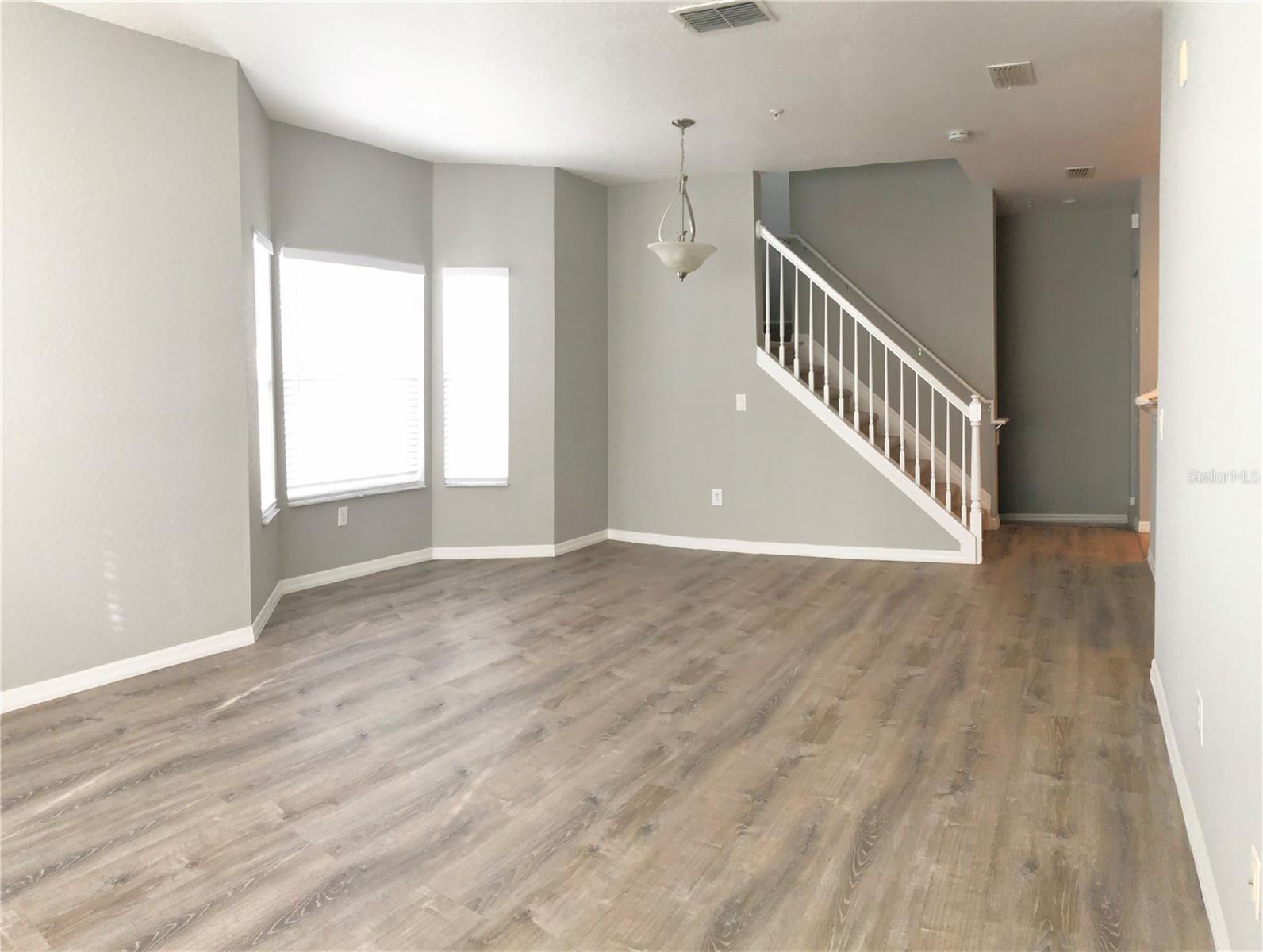 ESTS AT PARK CENTRAL CONDO - Residential