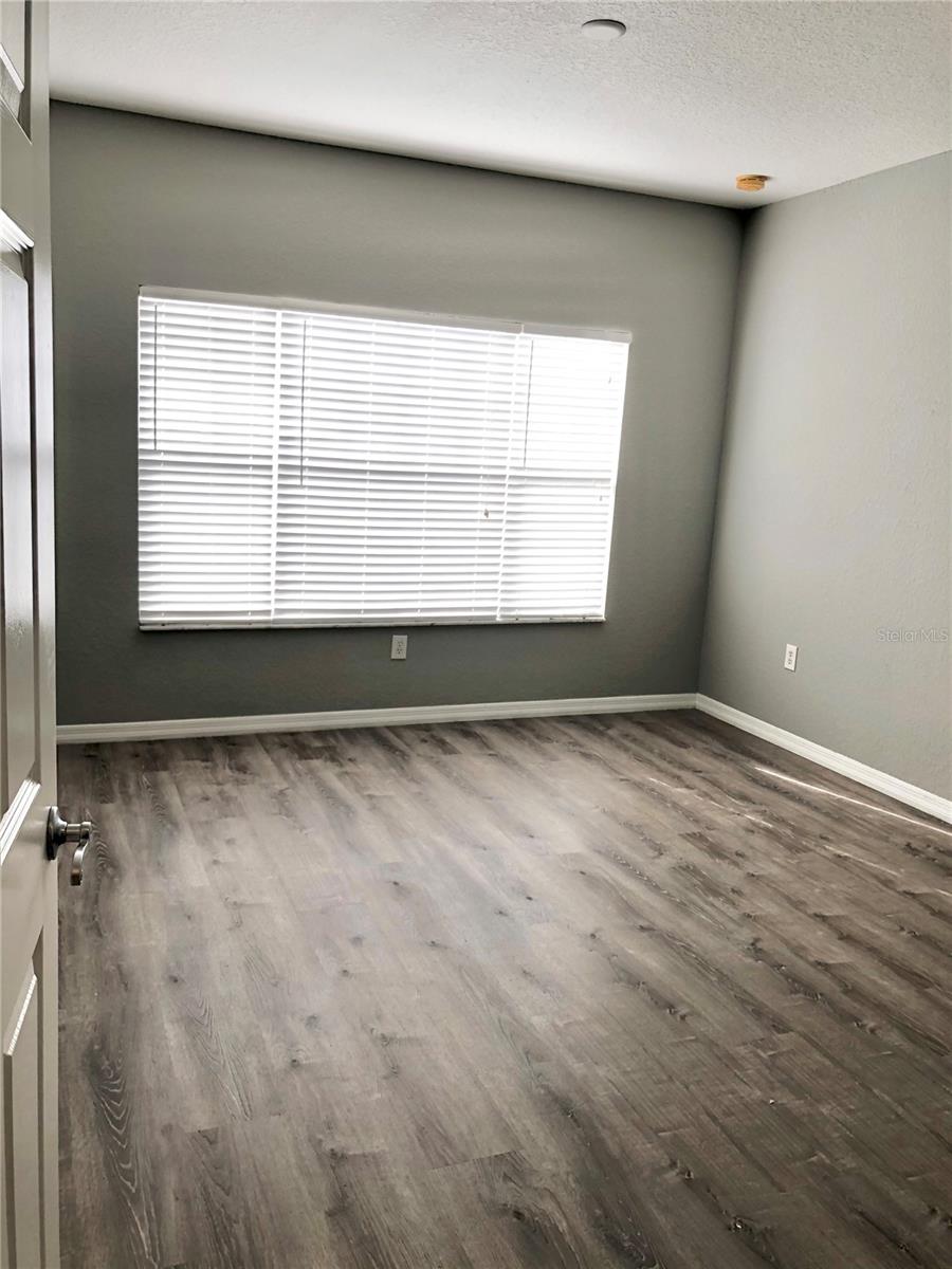 ESTS AT PARK CENTRAL CONDO - Residential