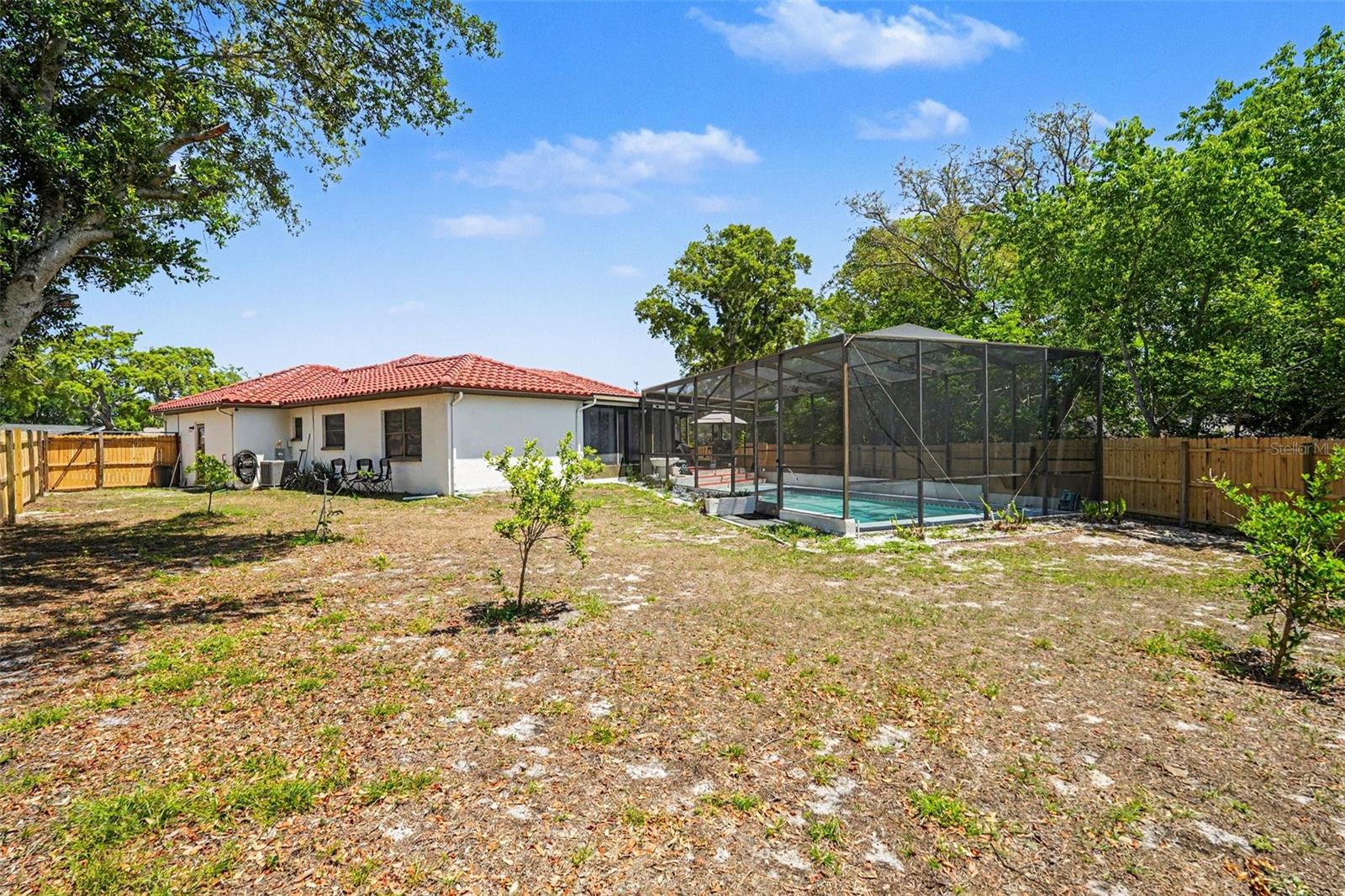 FOREST OAKS UNIT 1 - Residential