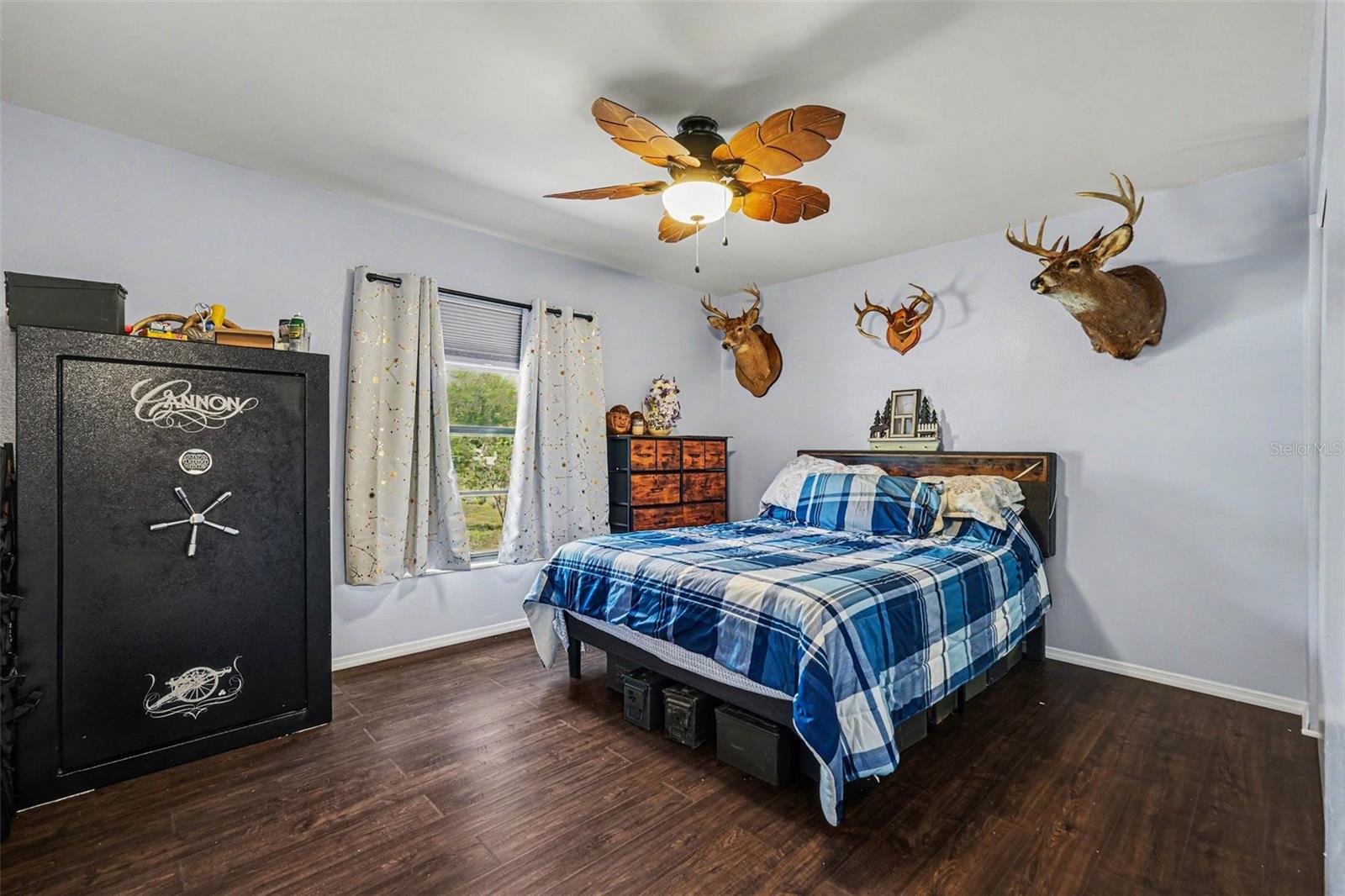 FOREST OAKS UNIT 1 - Residential