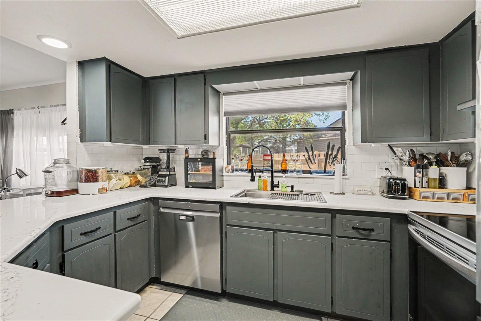 FOREST OAKS UNIT 1 - Residential