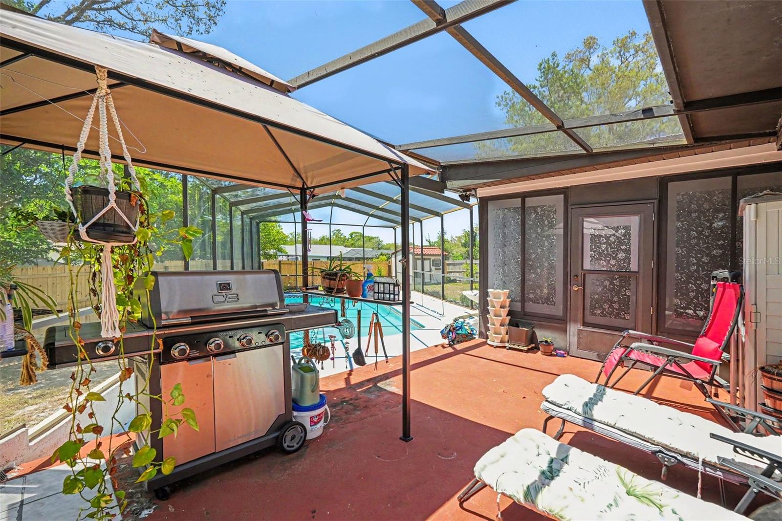 FOREST OAKS UNIT 1 - Residential