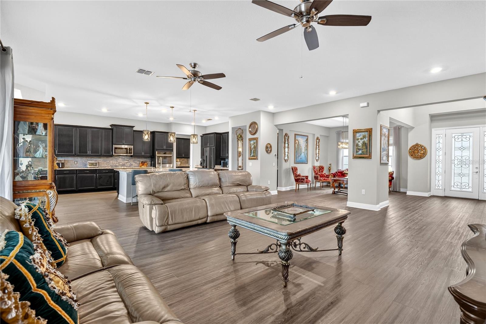 BELLALAGO PH 6H & 6I - Residential