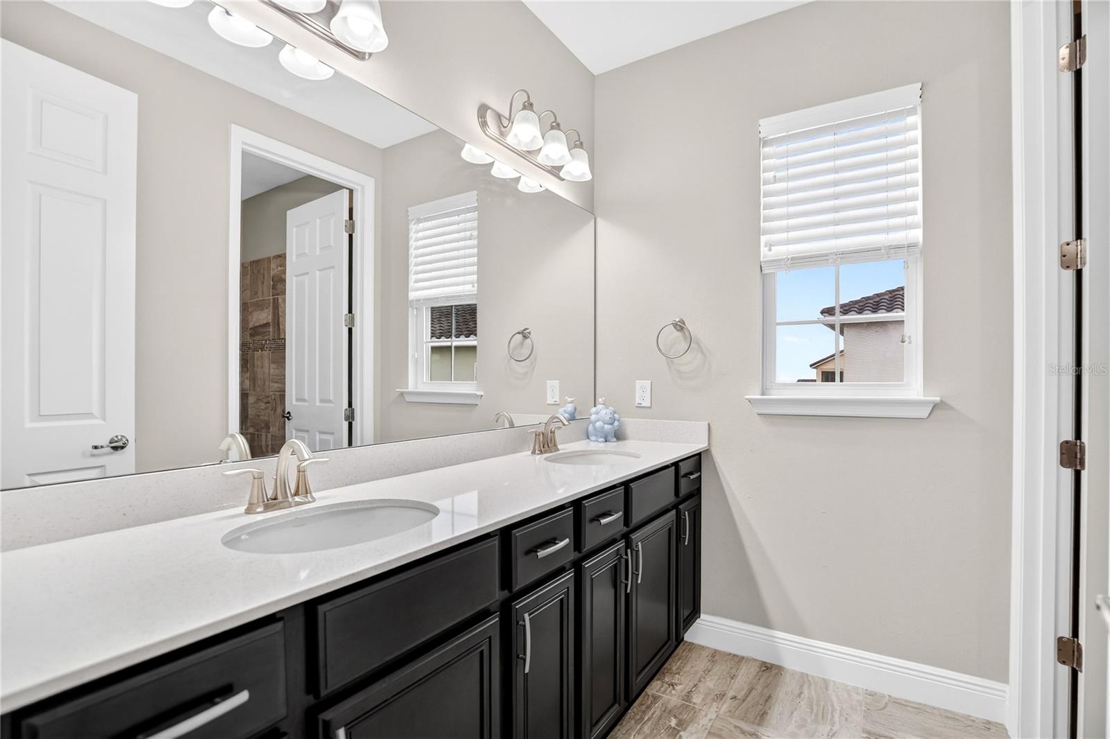 BELLALAGO PH 6H & 6I - Residential