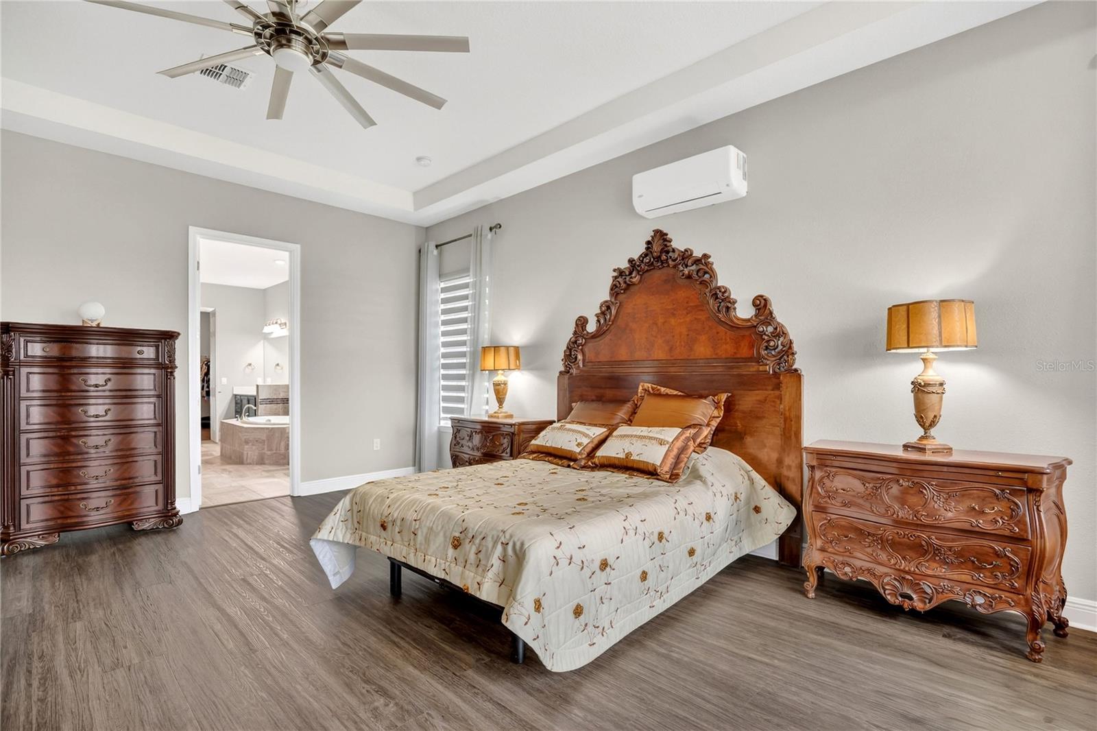 BELLALAGO PH 6H & 6I - Residential