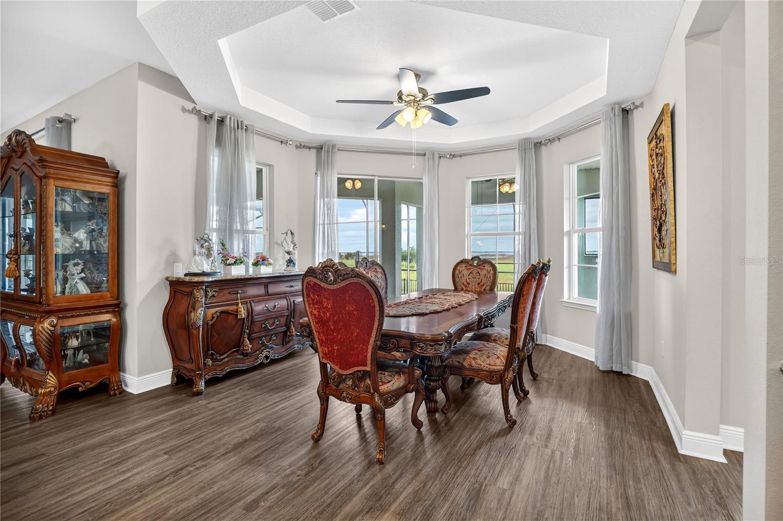 BELLALAGO PH 6H & 6I - Residential