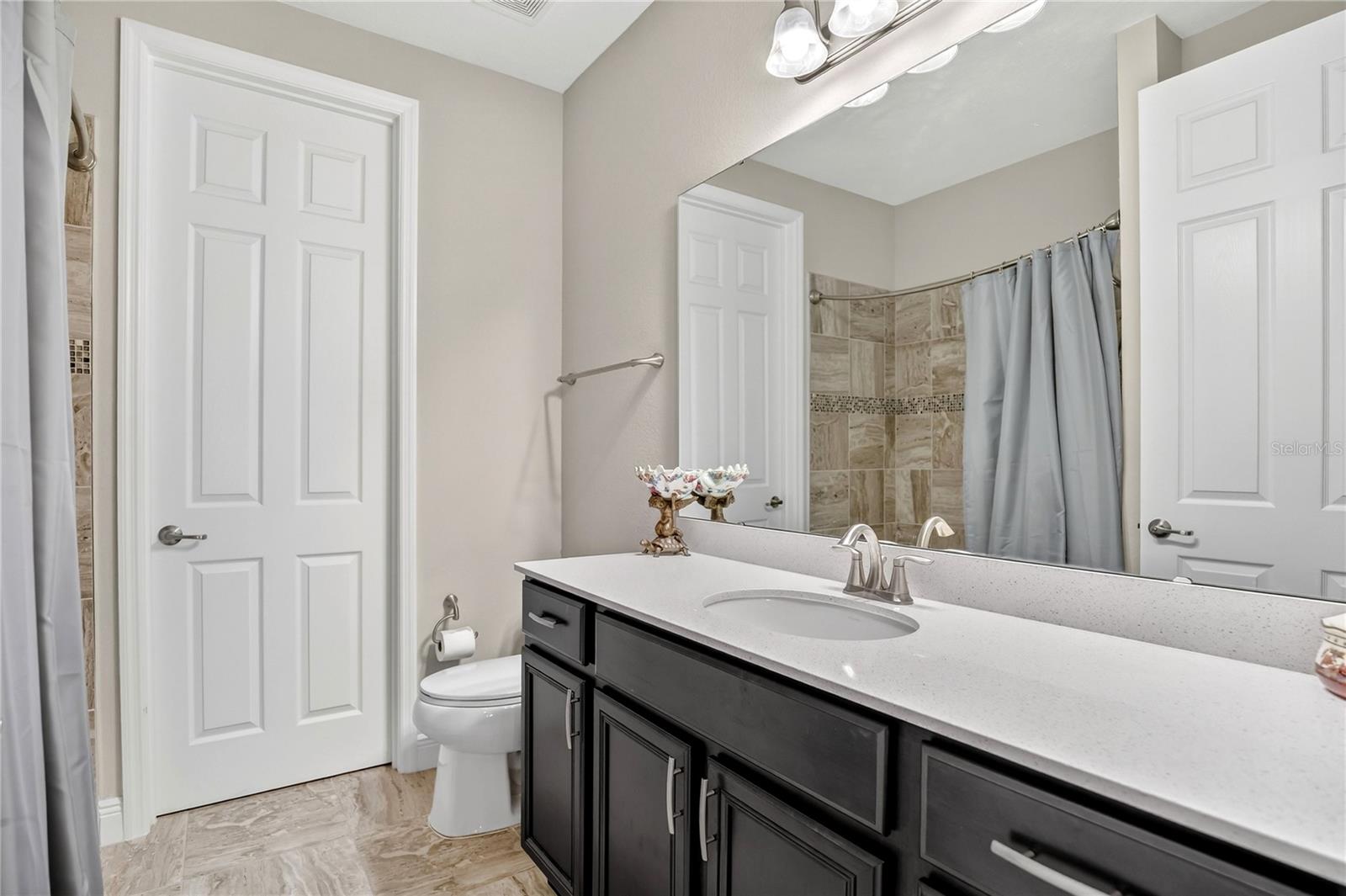 BELLALAGO PH 6H & 6I - Residential