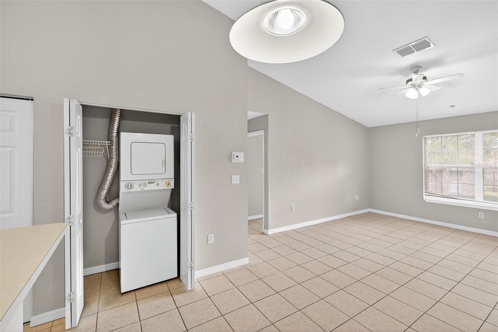 HUNTERS POINTE AT HUNTERS RESERVE A CONDO - Residential