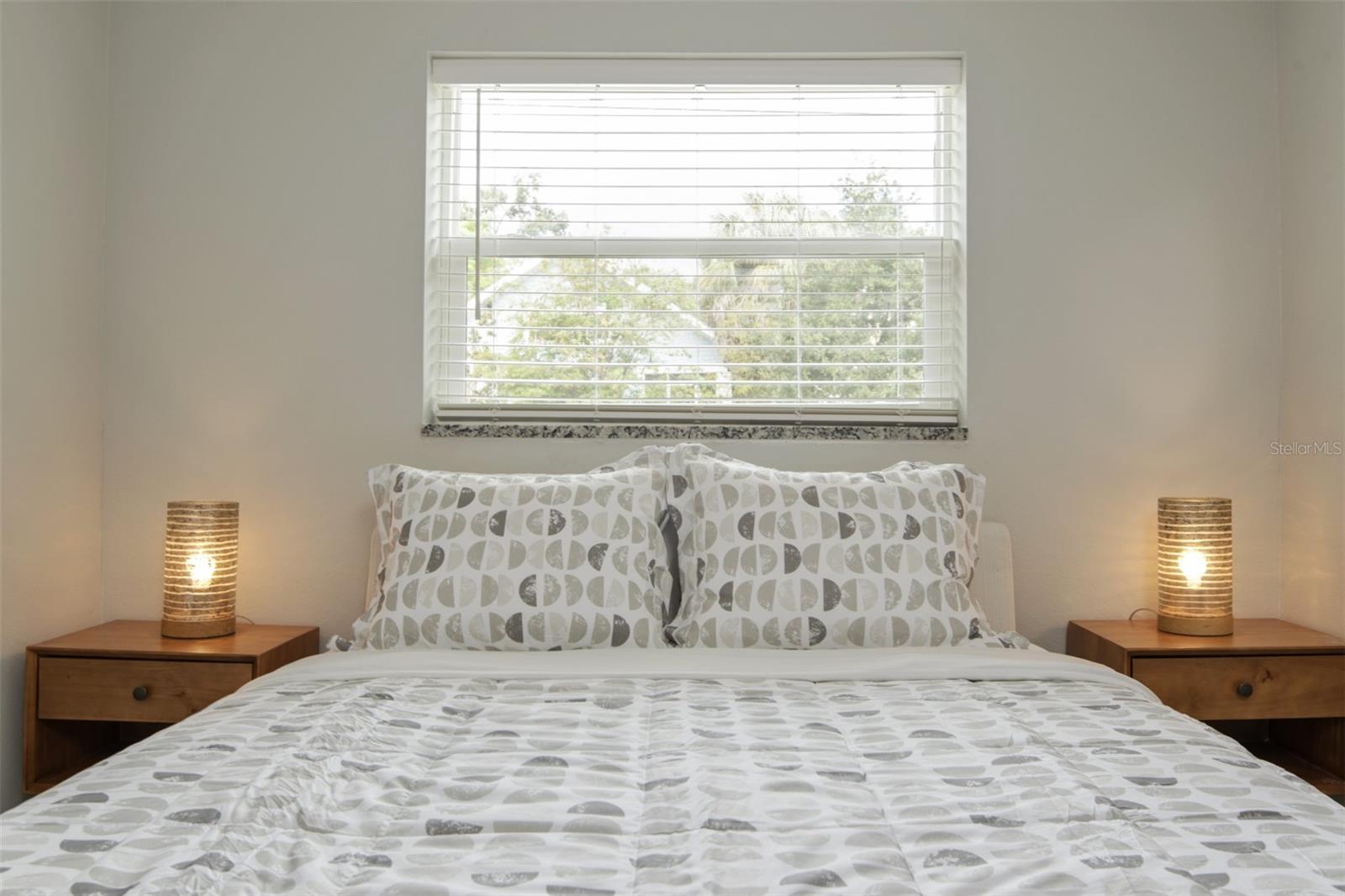 HARBOR HILLS PARK ADD - Residential Lease