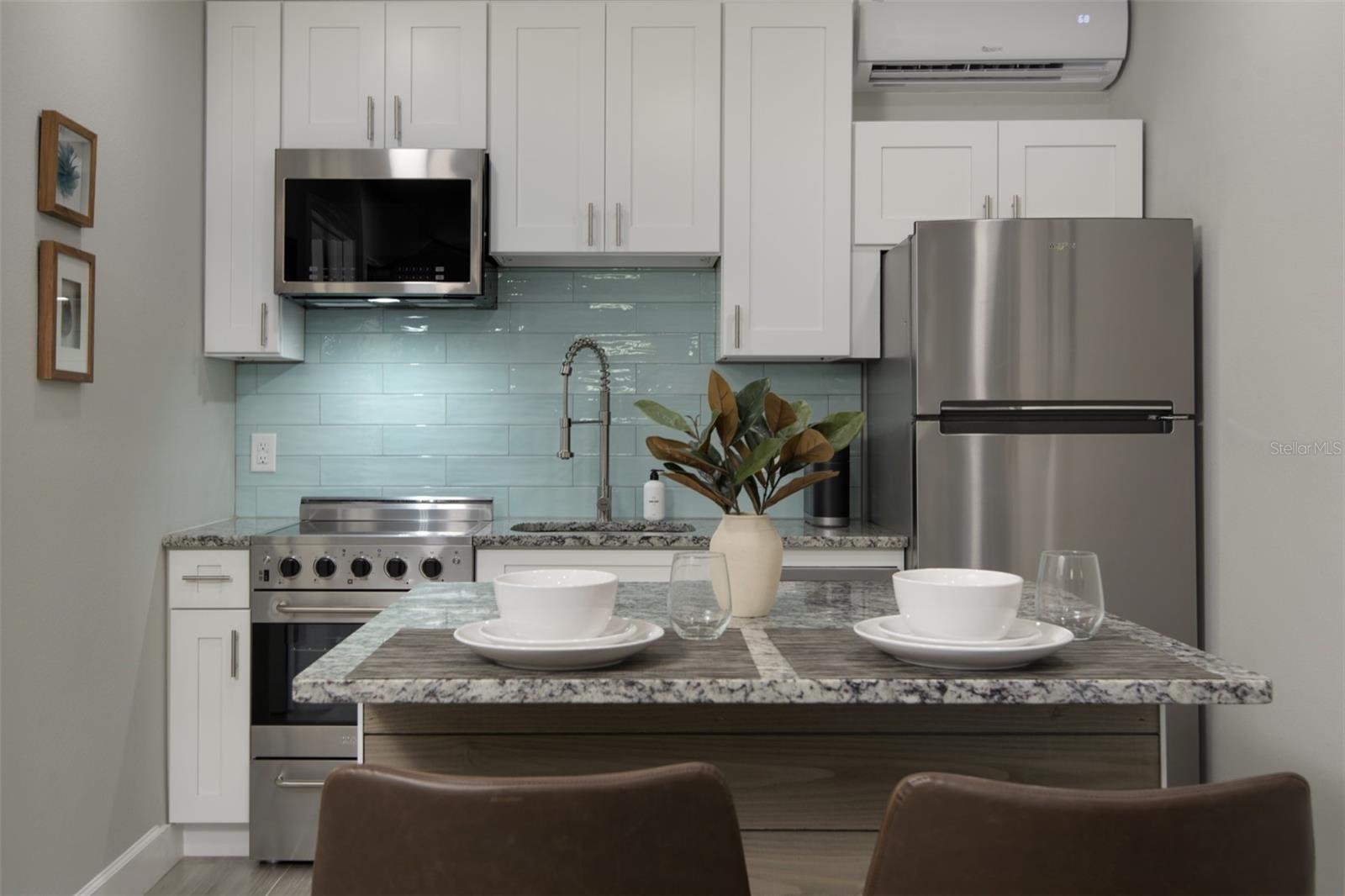 HARBOR HILLS PARK ADD - Residential Lease