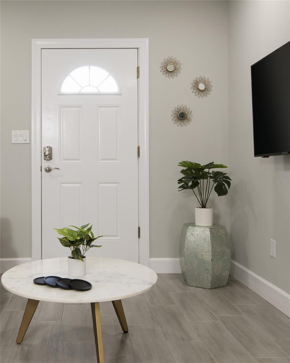 HARBOR HILLS PARK ADD - Residential Lease