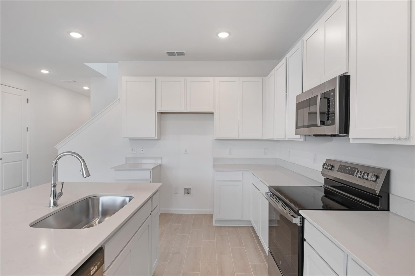 SEASONS AT BELLA VISTA - Residential