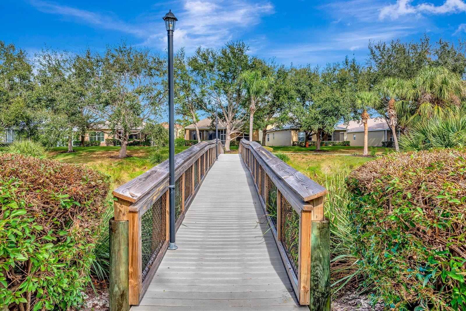 PALMA SOLA TRACE - Residential