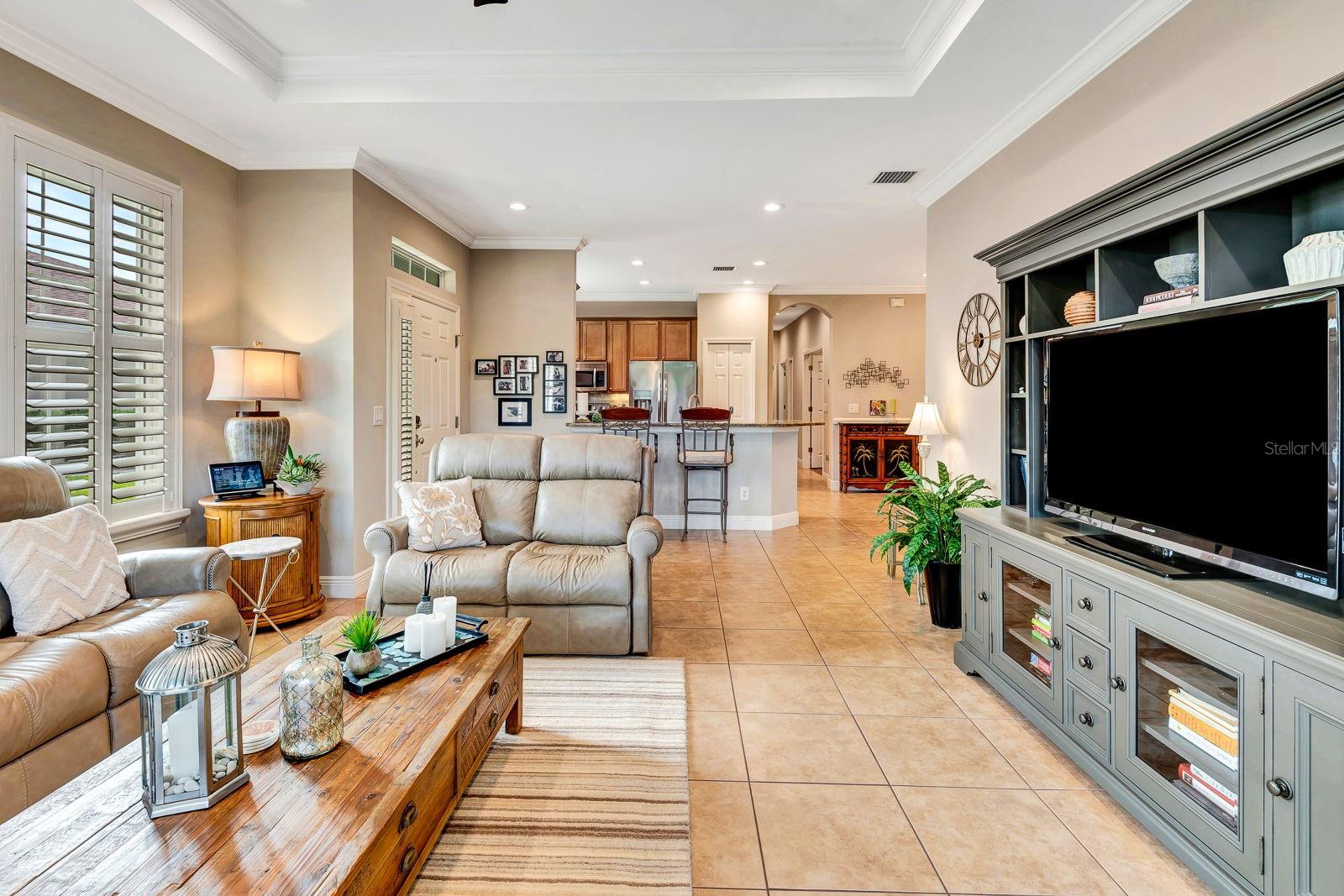 PALMA SOLA TRACE - Residential