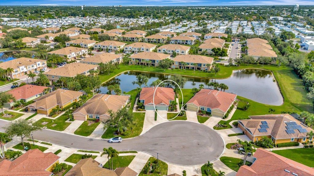 Photo of 4107 Bridlecrest Lane, Bradenton, FL 34209 (MLS # A4671812)