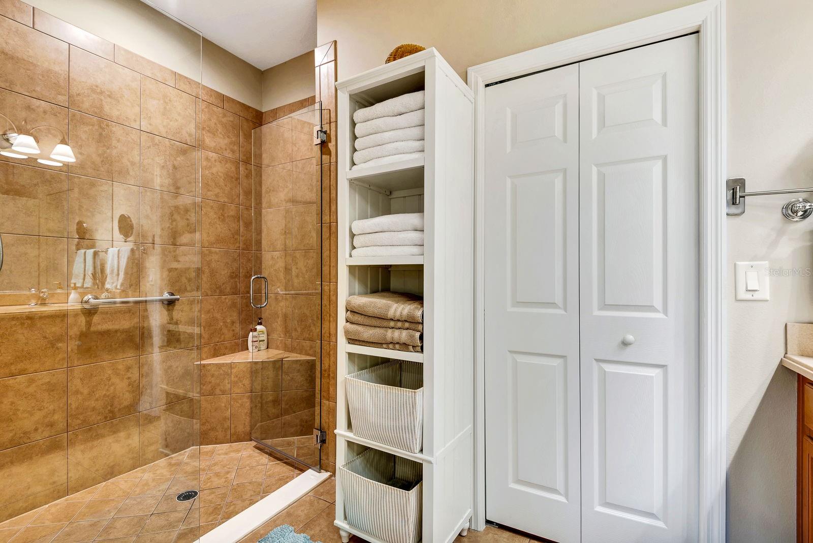 PALMA SOLA TRACE - Residential