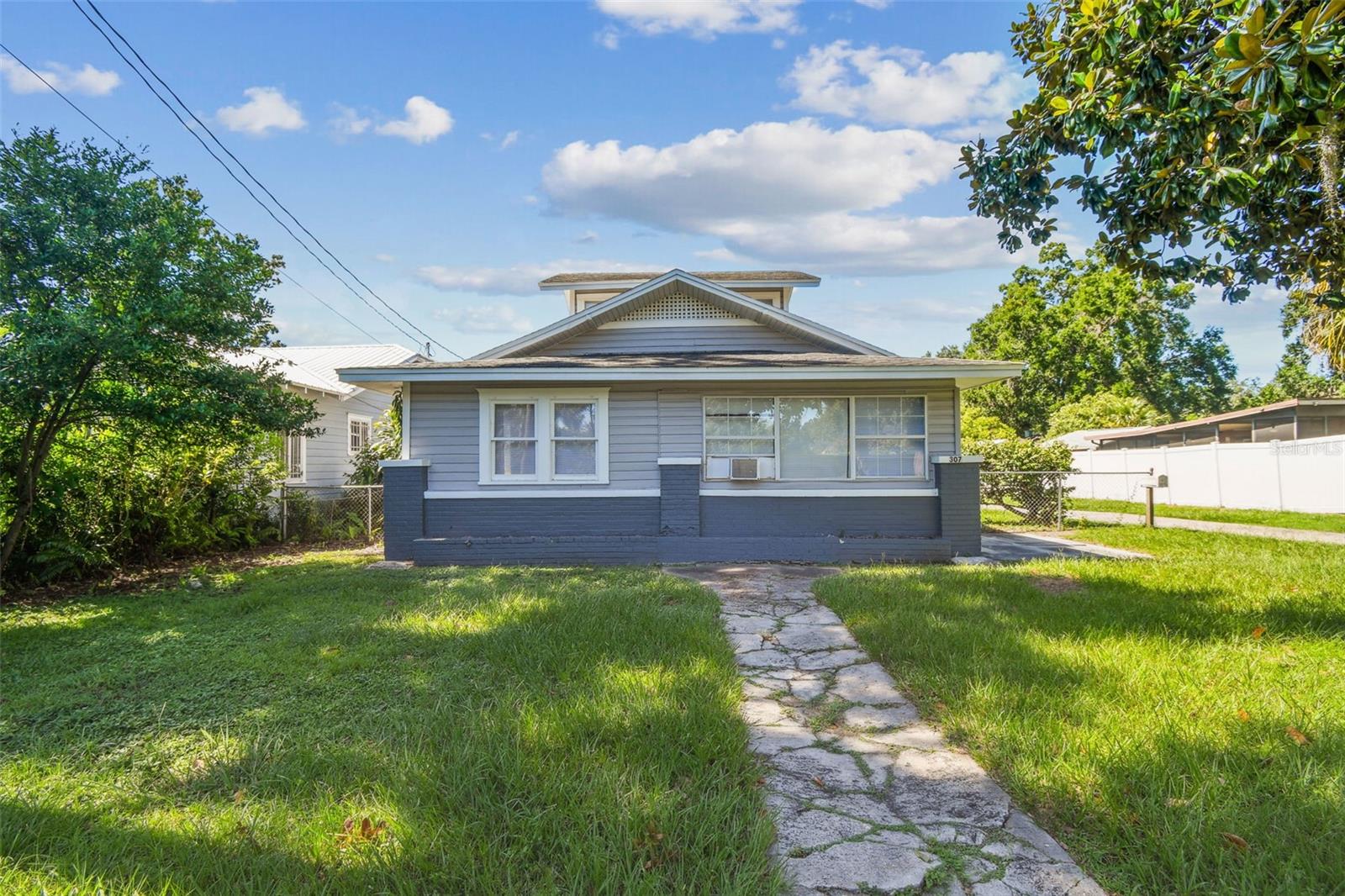 307 E BEACON ROAD