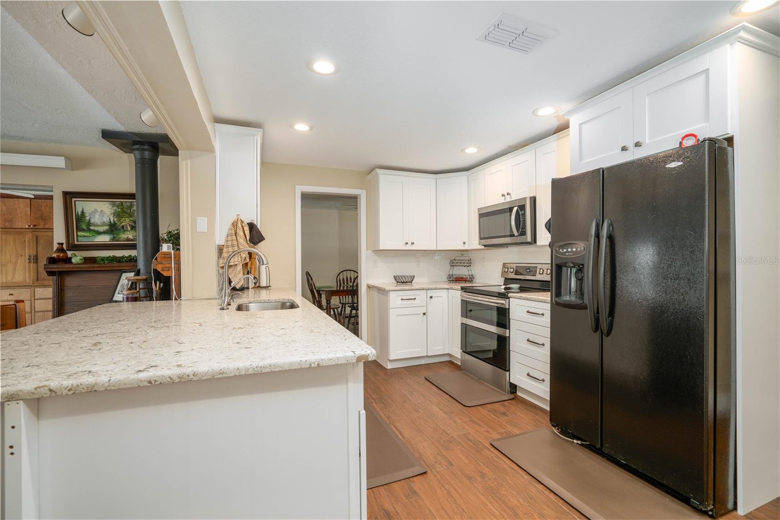 ORANGEWOOD ESTATES SUB - Residential Lease