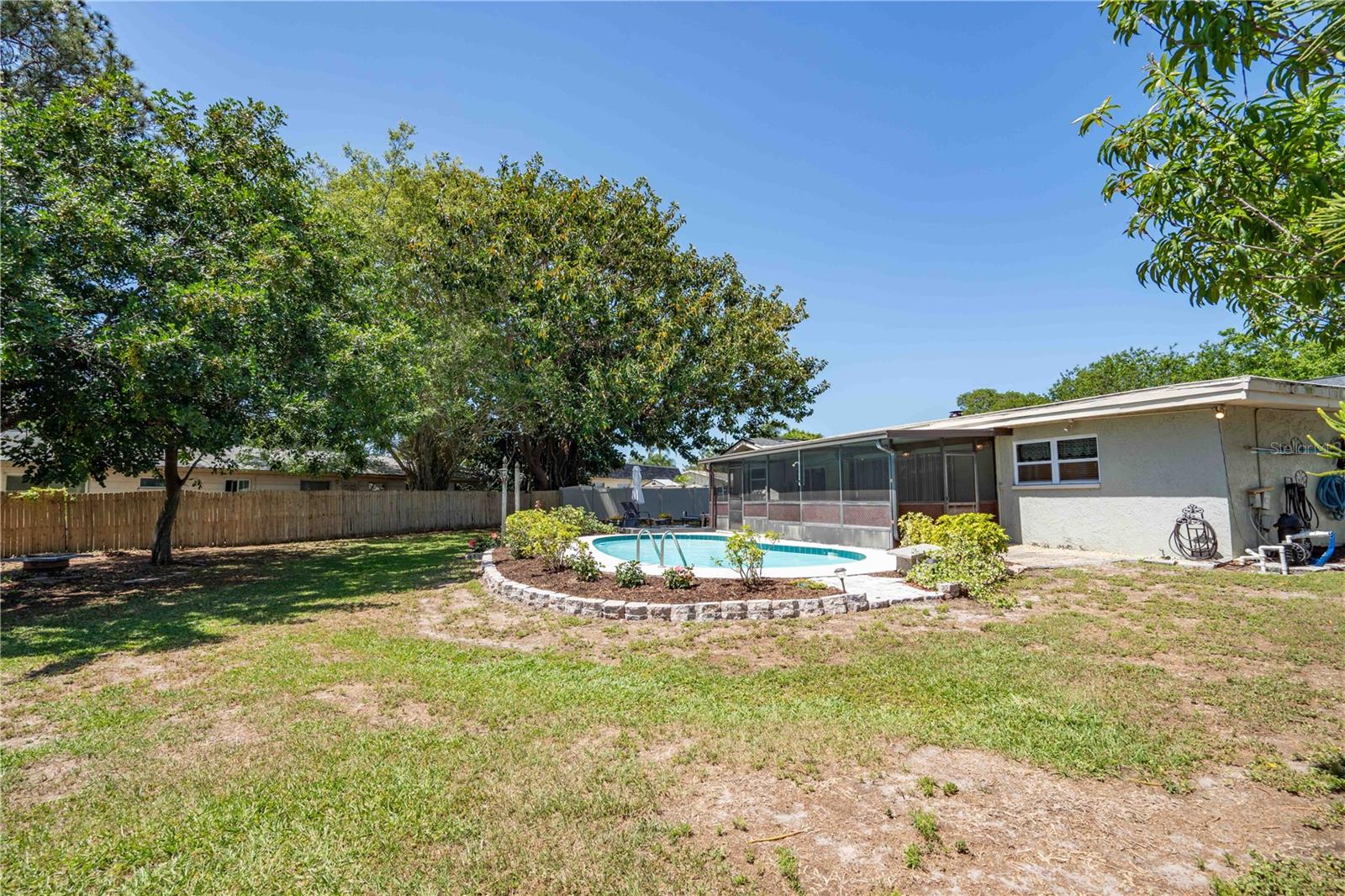 ORANGEWOOD ESTATES SUB - Residential Lease