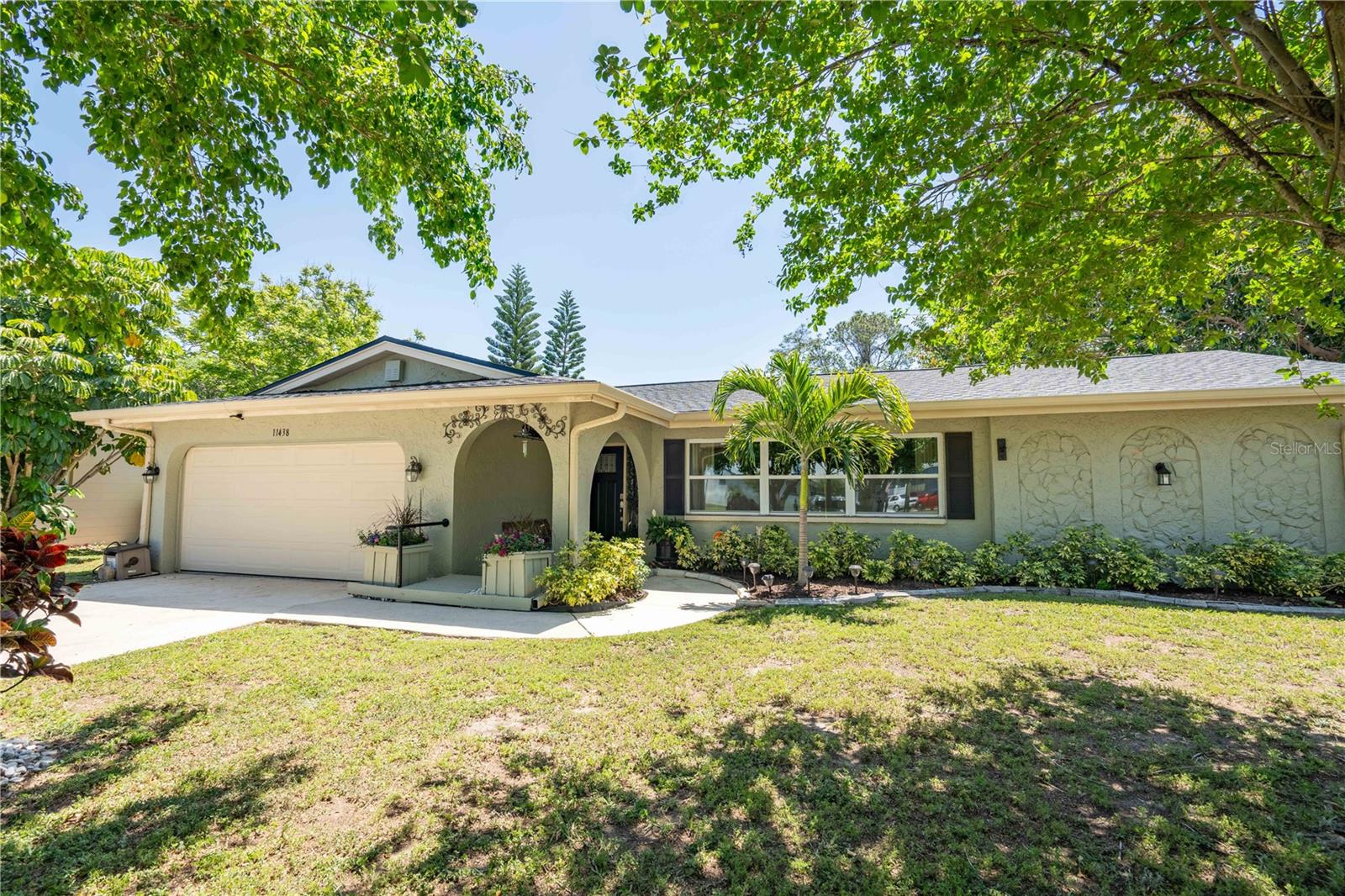 ORANGEWOOD ESTATES SUB - Residential Lease