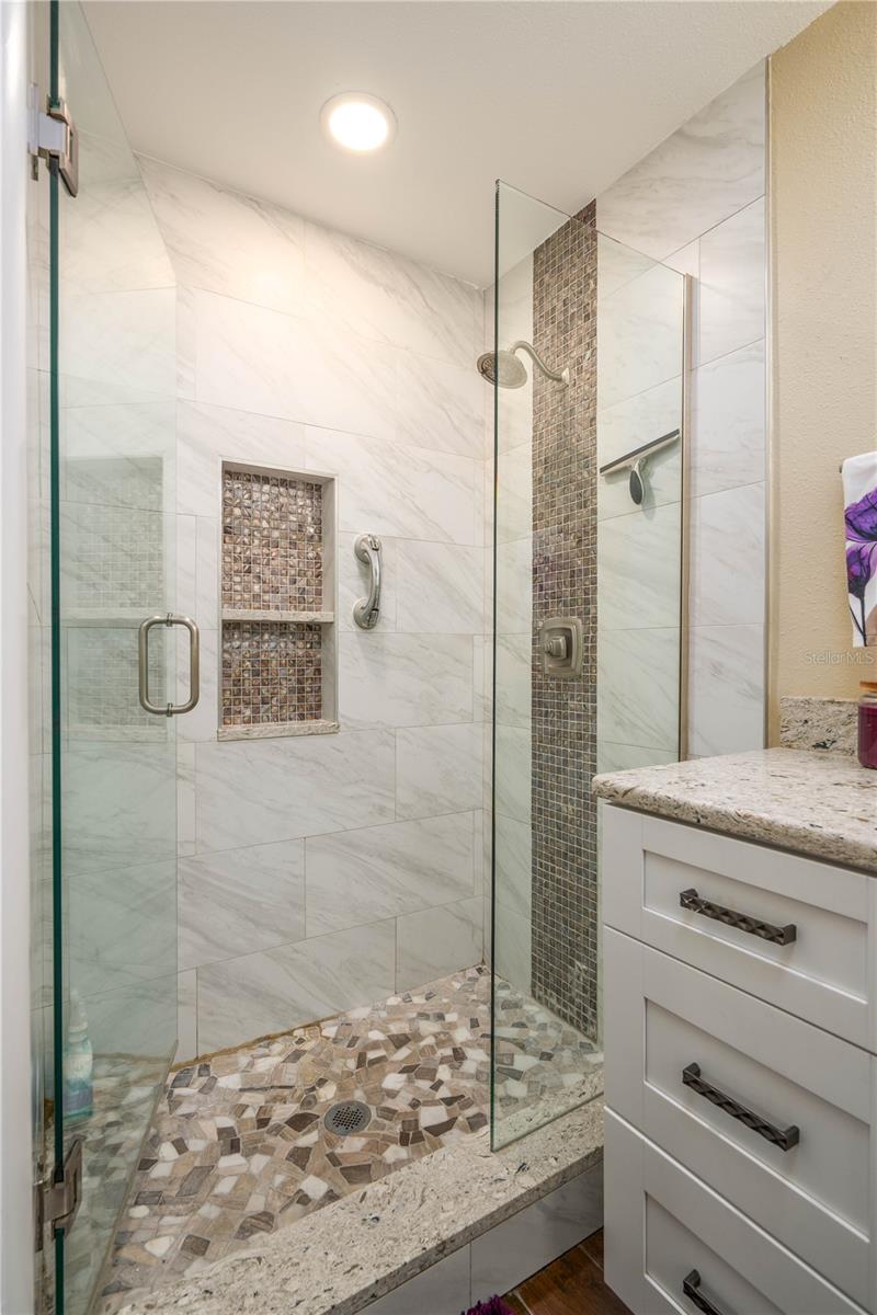 ORANGEWOOD ESTATES SUB - Residential Lease