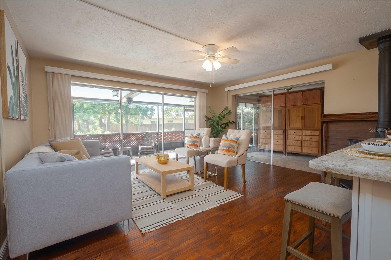 ORANGEWOOD ESTATES SUB - Residential Lease