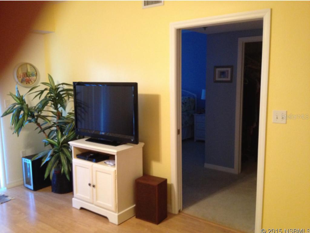 Ocean Walk Condo At Nsb Bldg 04 - Residential