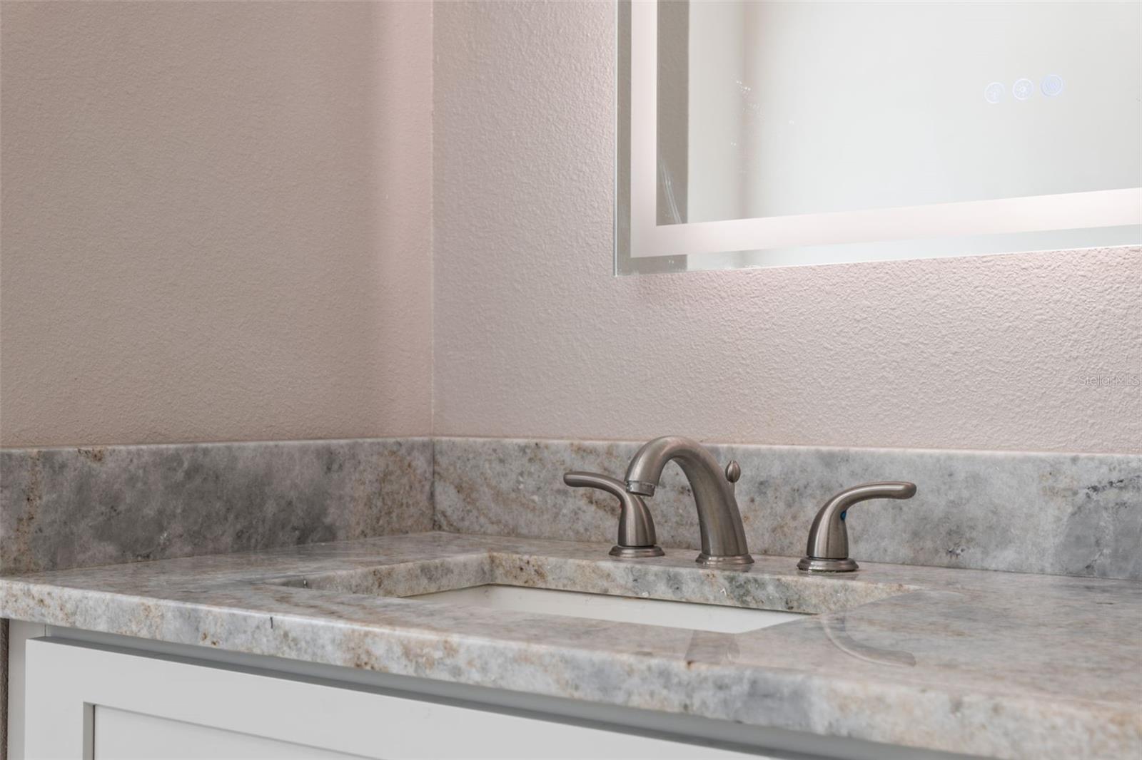 ROYAL HIGHLANDS - Residential