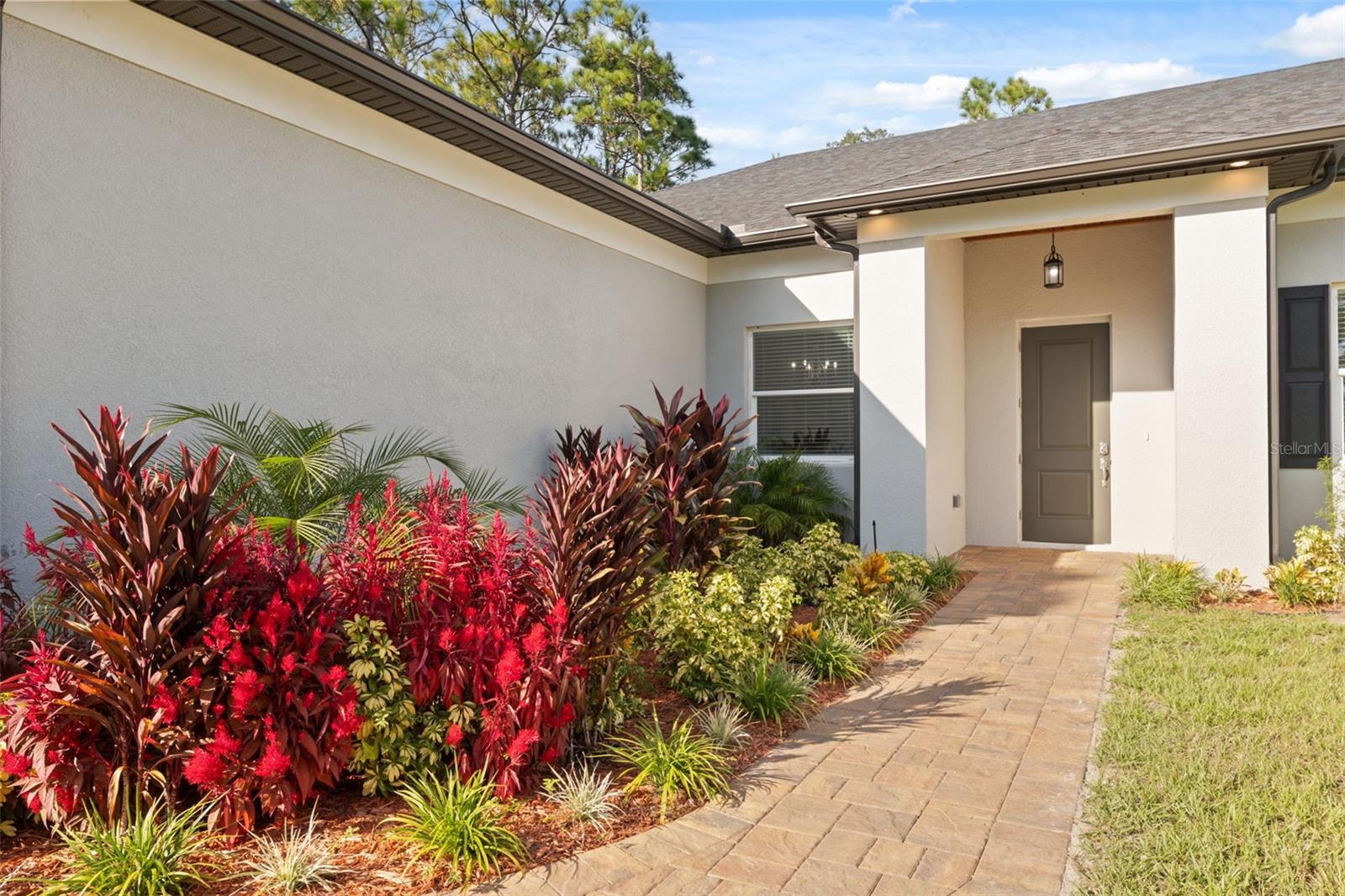 ROYAL HIGHLANDS - Residential