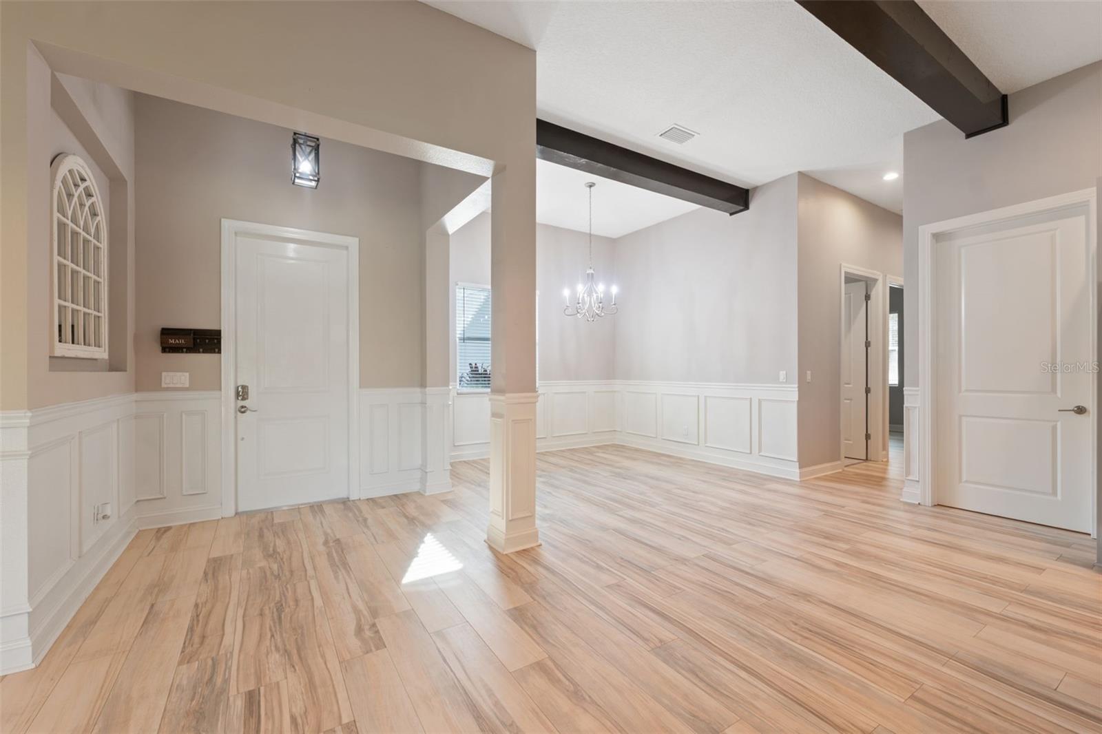 ROYAL HIGHLANDS - Residential