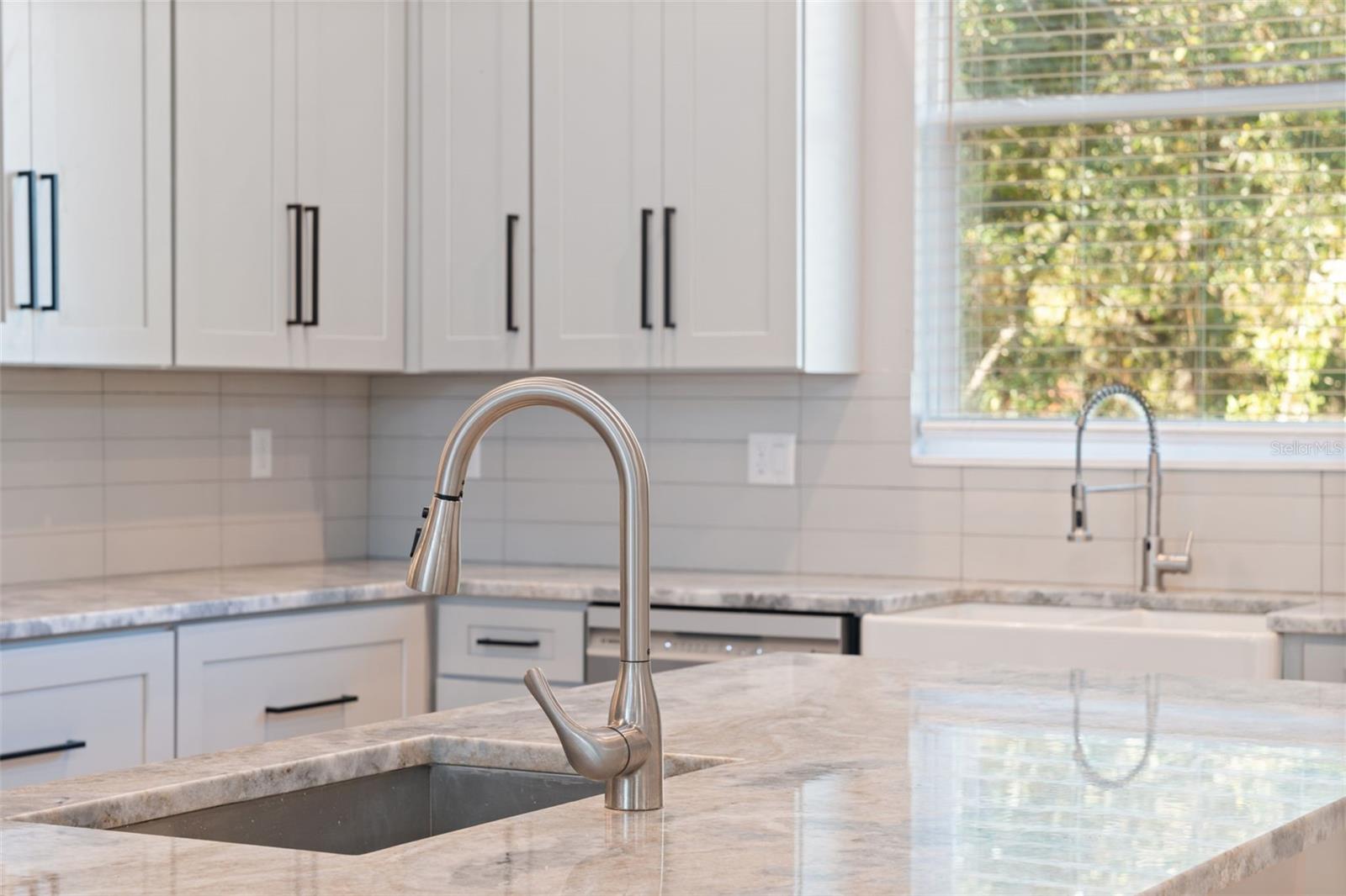 ROYAL HIGHLANDS - Residential