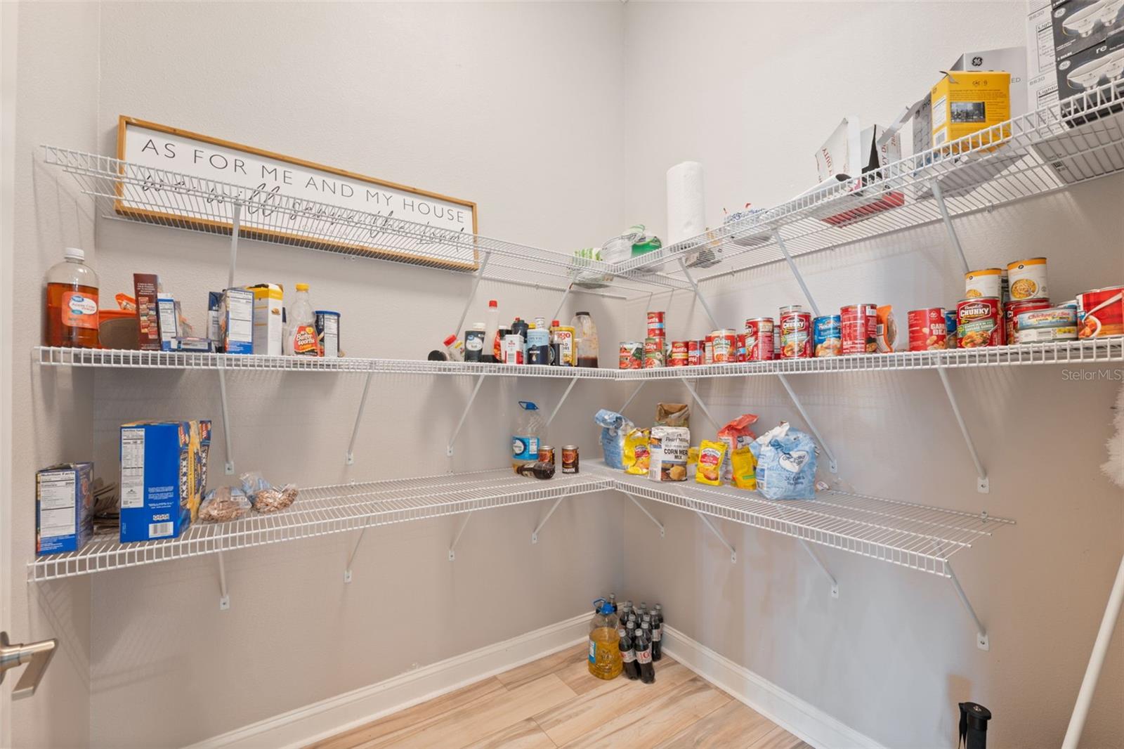 ROYAL HIGHLANDS - Residential