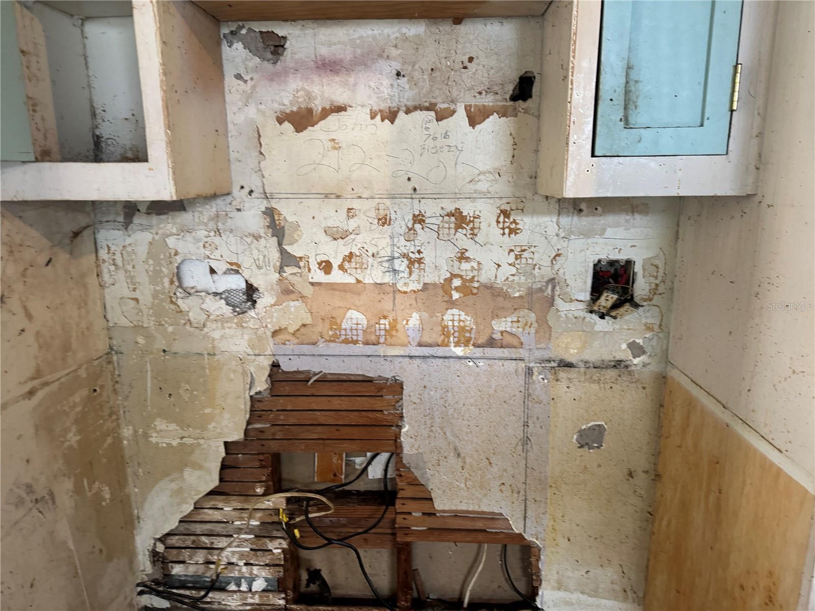 EAST DAYTONA - Residential