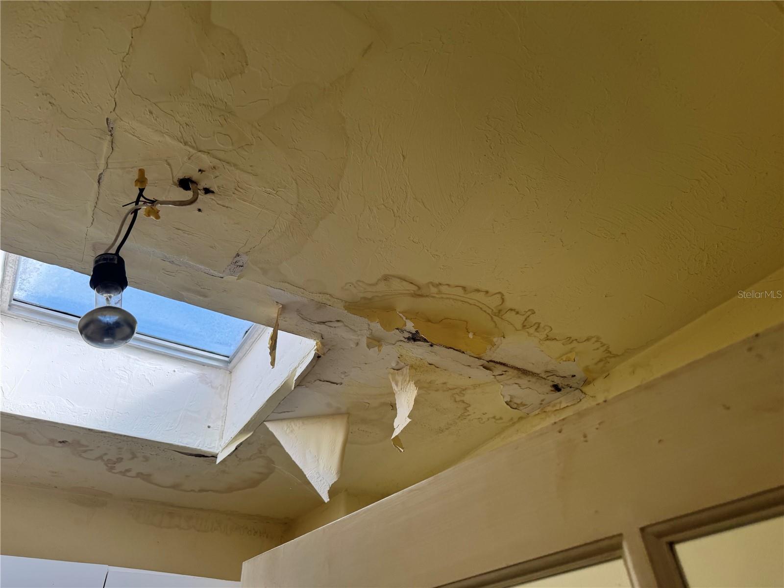 EAST DAYTONA - Residential