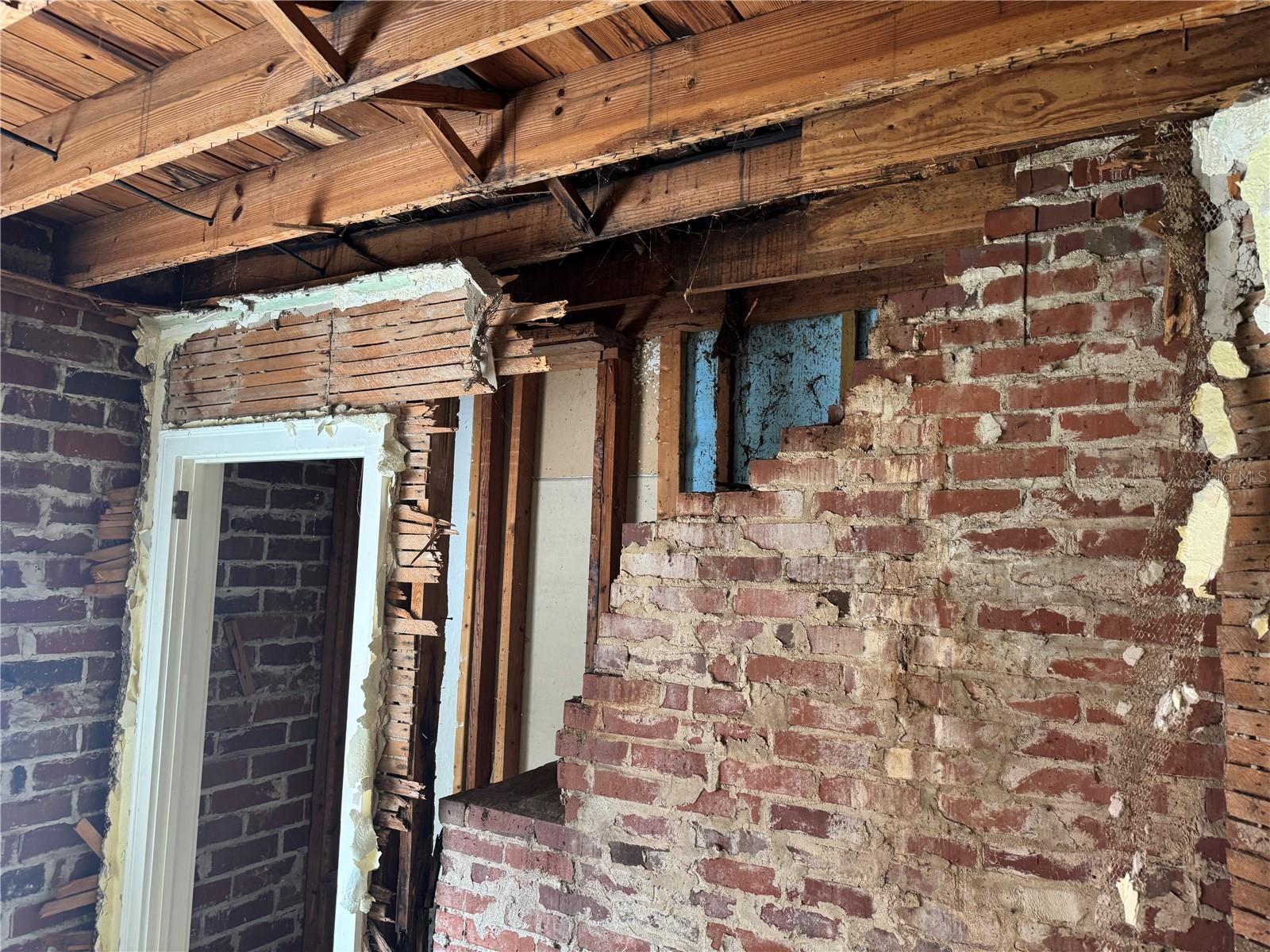 EAST DAYTONA - Residential