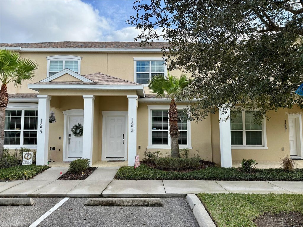 Photo of 1653 Retreat Circle, Clermont, FL 34714 (MLS # O6447727)