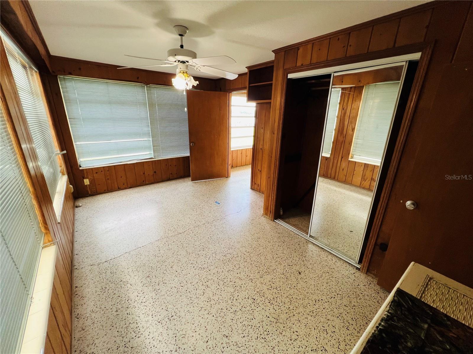 EAST VIEW PKWY - Residential