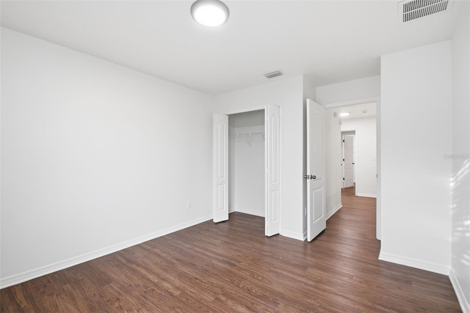 OAK VISTAS - Residential