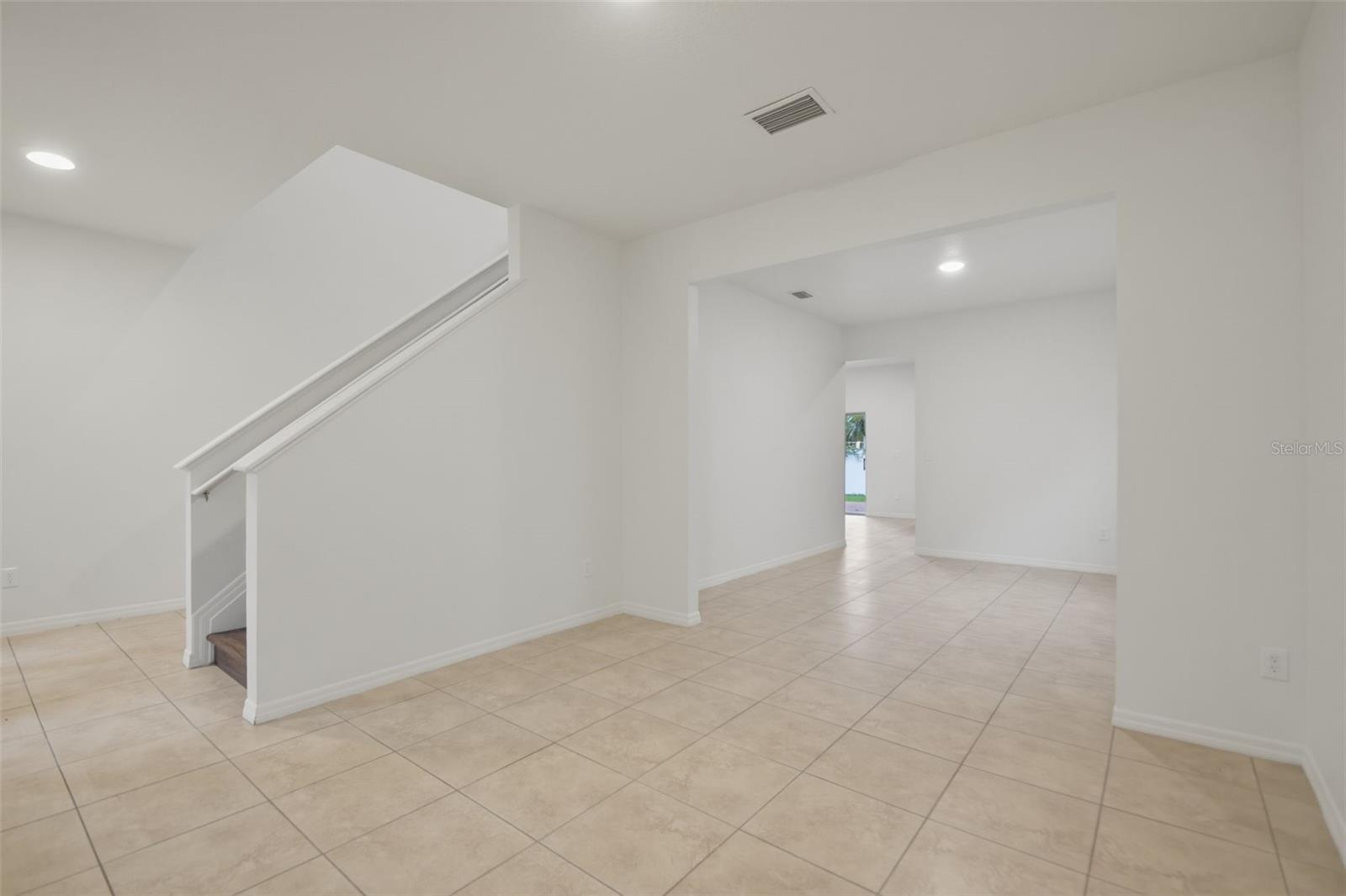 OAK VISTAS - Residential
