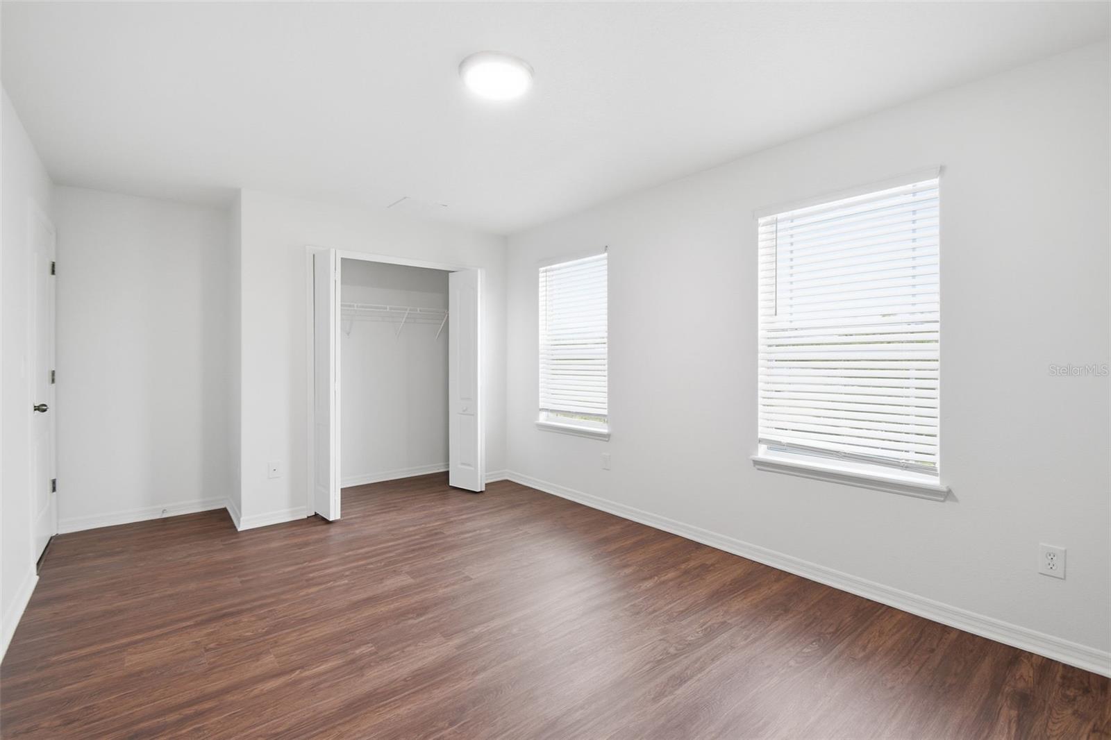 OAK VISTAS - Residential
