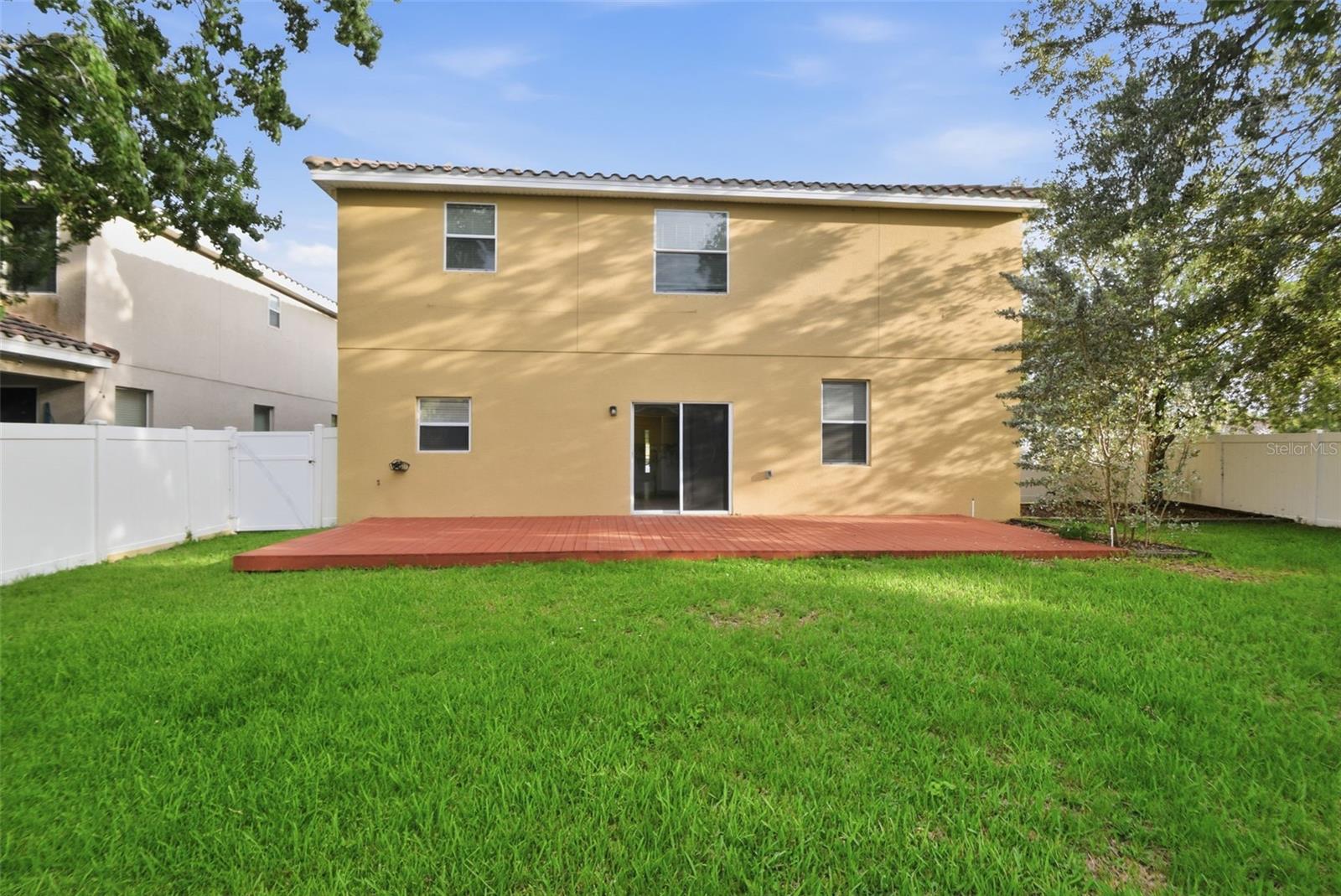 OAK VISTAS - Residential