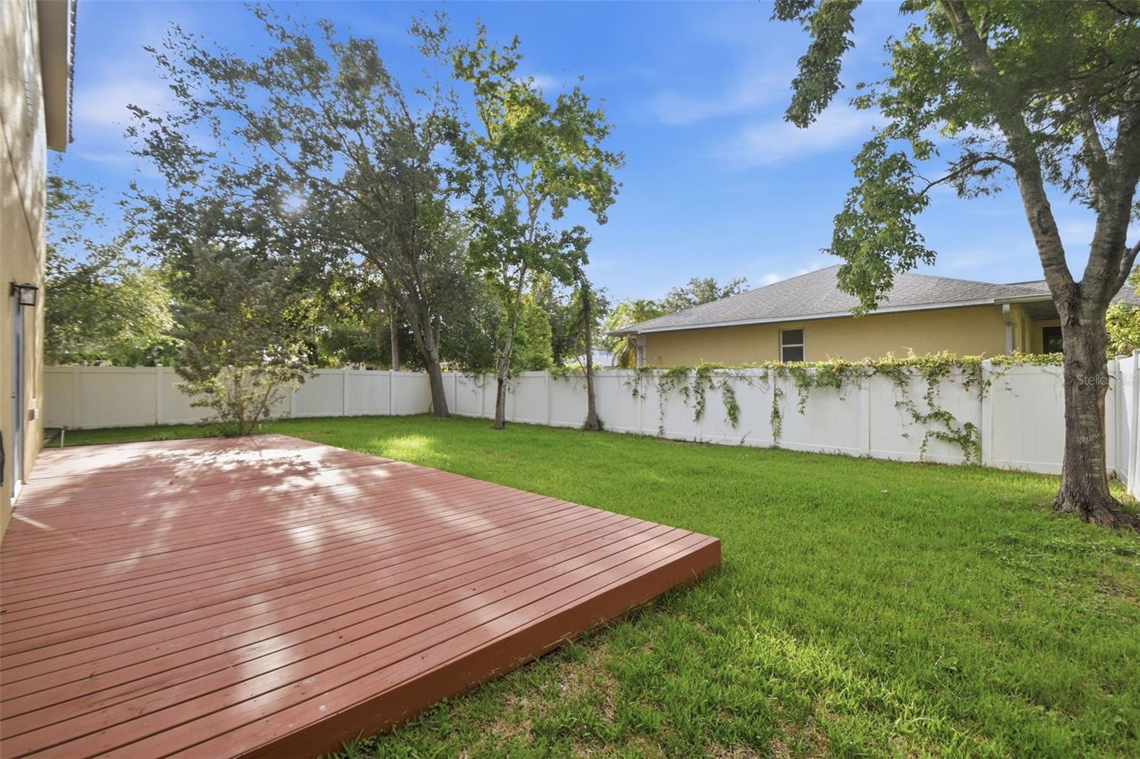 OAK VISTAS - Residential