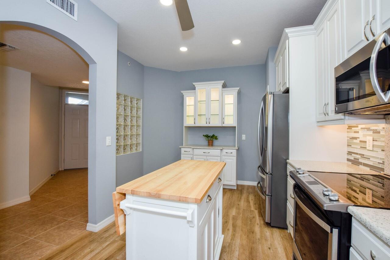 STRATFORD GLENN ST ANDREWS PARK - Residential