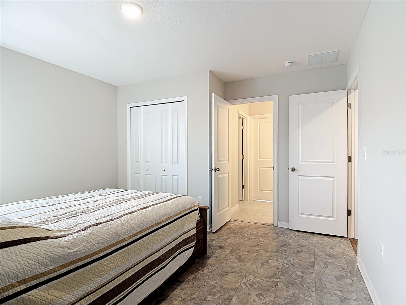 OAK CREEK PRESERVE - Residential