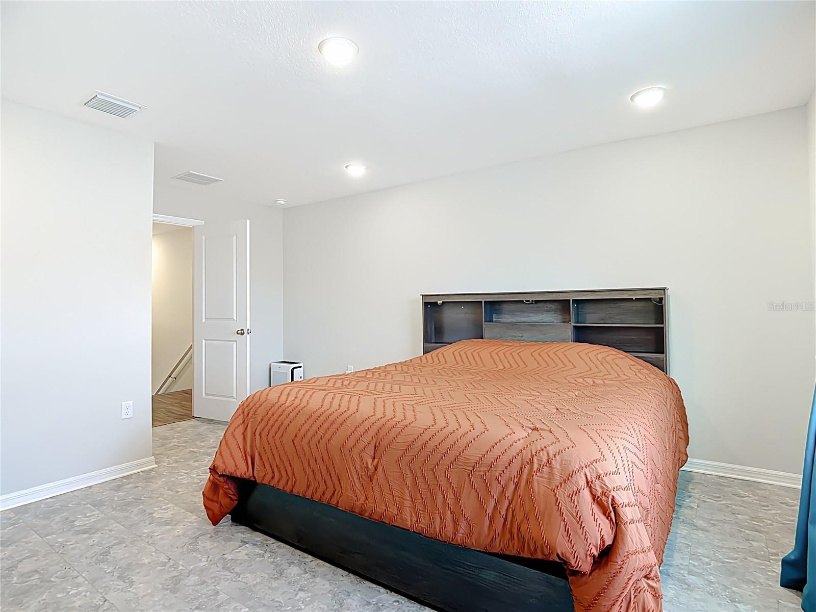 OAK CREEK PRESERVE - Residential