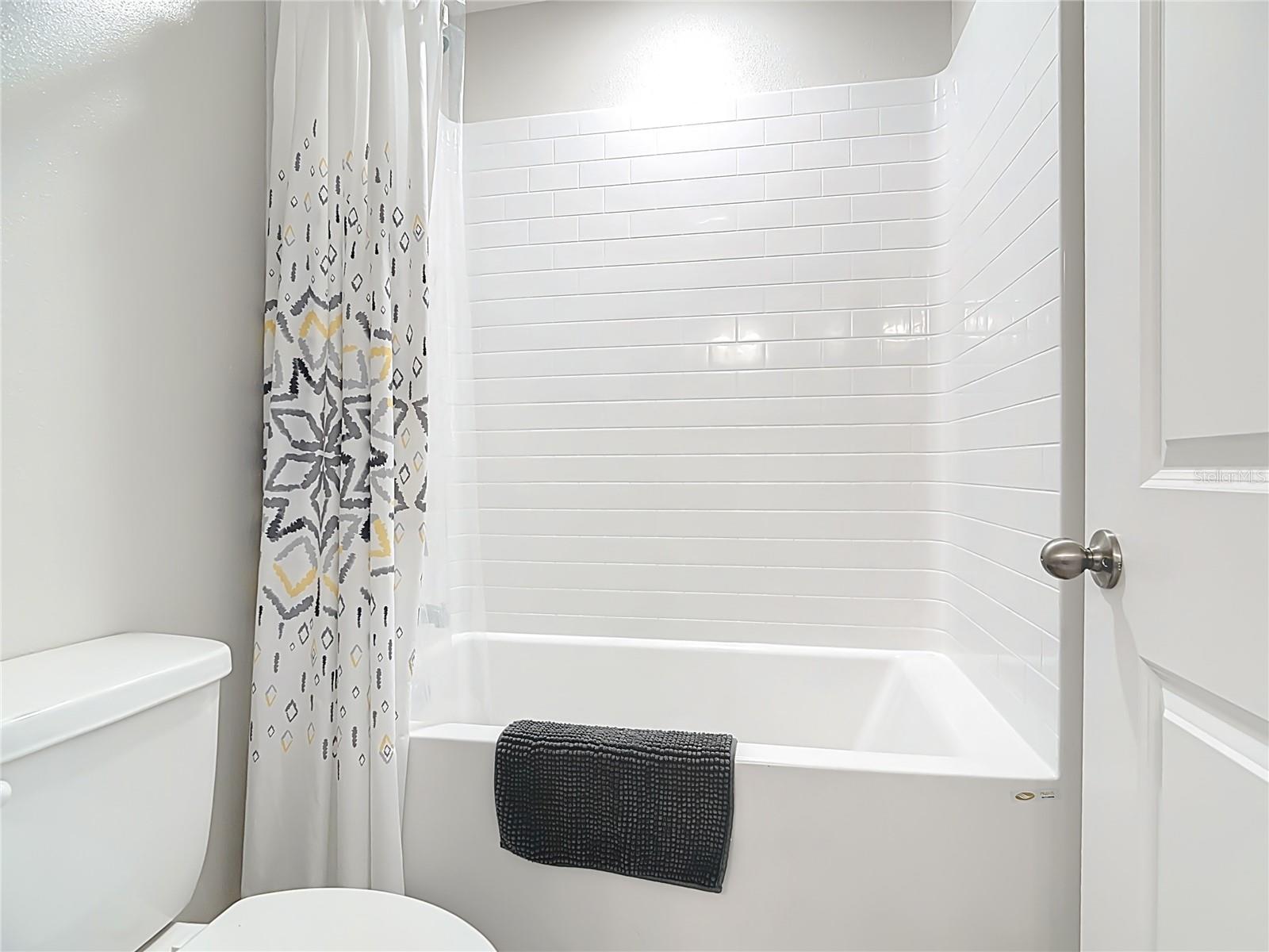 OAK CREEK PRESERVE - Residential