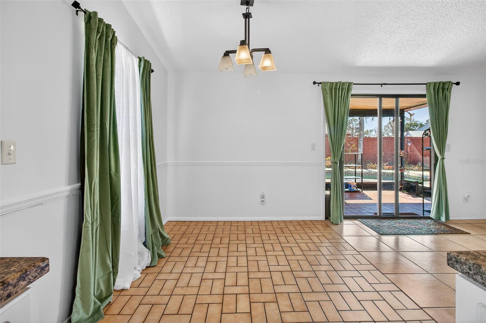 HAMLETS OF FOREST LAKES THE - Residential