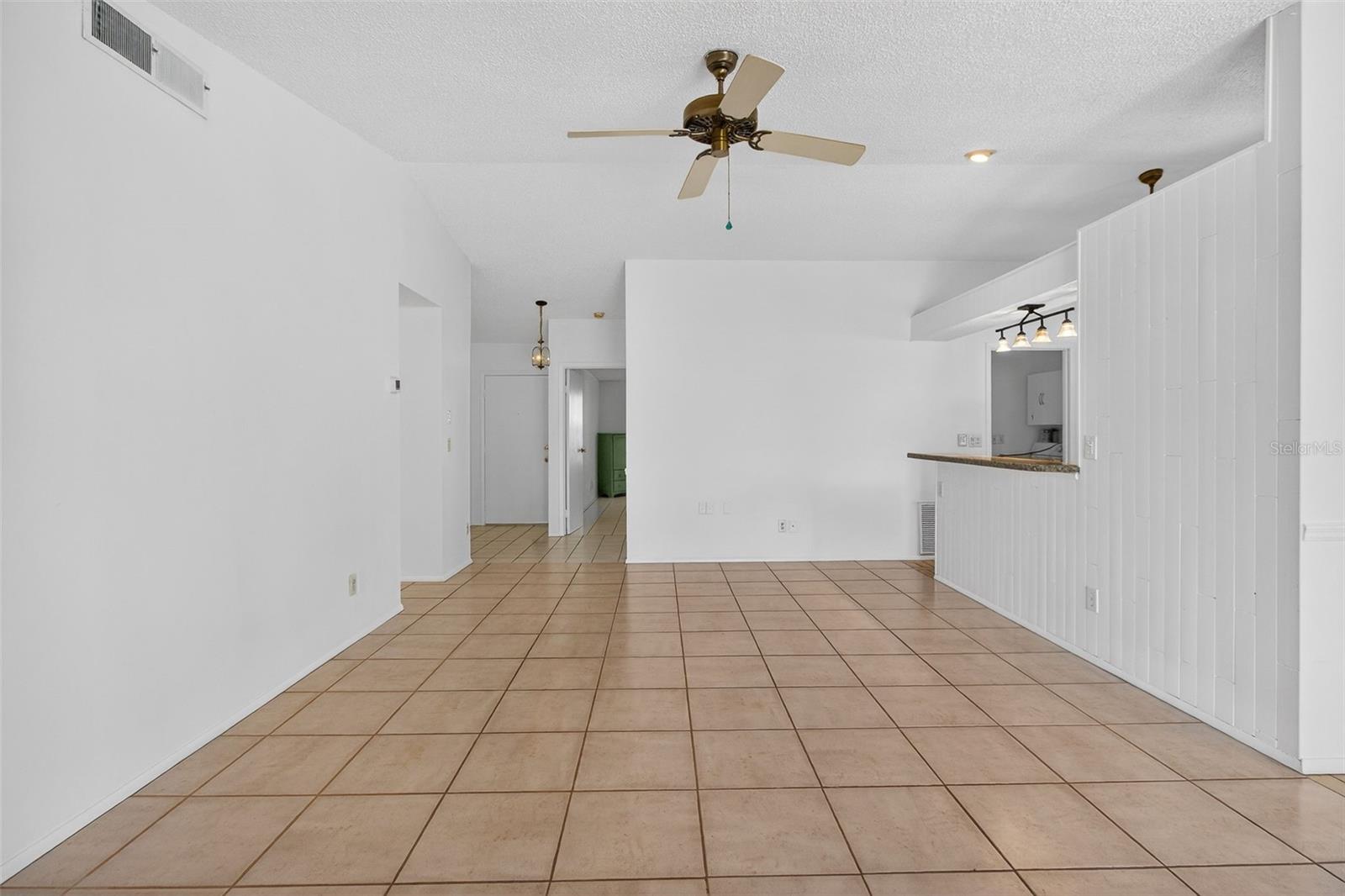 HAMLETS OF FOREST LAKES THE - Residential