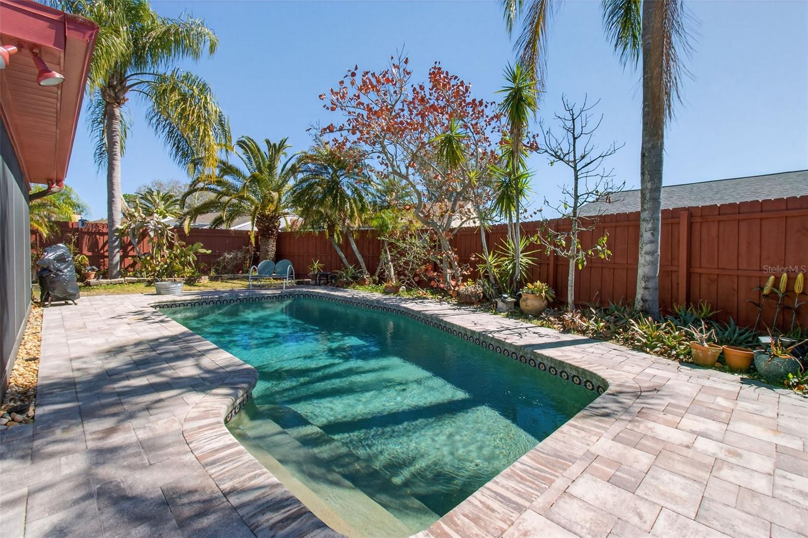 HAMLETS OF FOREST LAKES THE - Residential